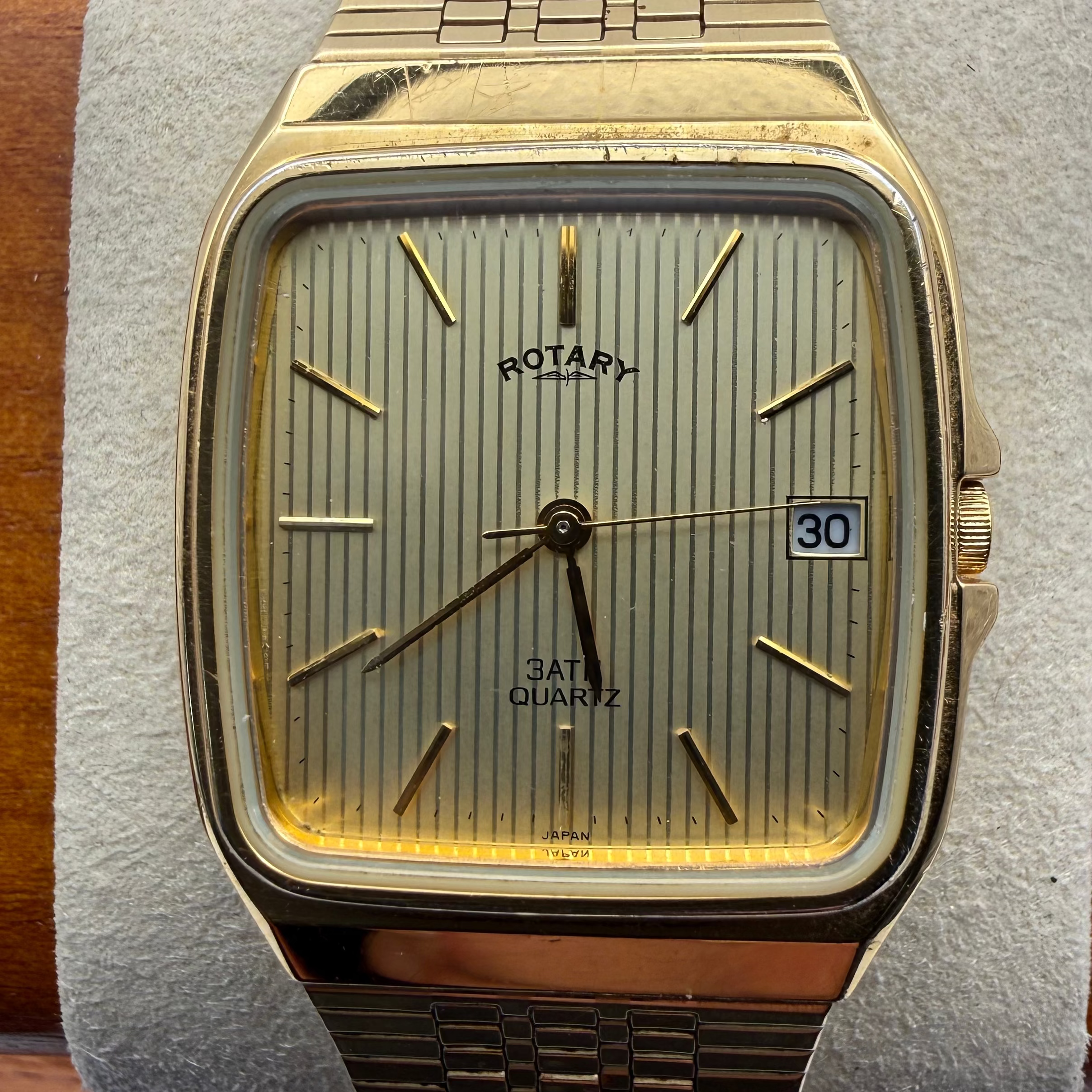 Rotary 3AT Quartz rectangular dress watch- £44.99