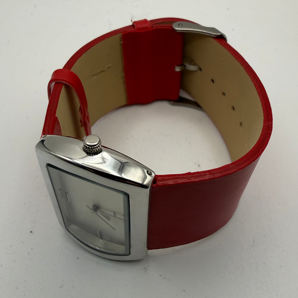 Sargent Ladies Fashion Watch – New (Wide Strap, Silver Dial)- £7.00