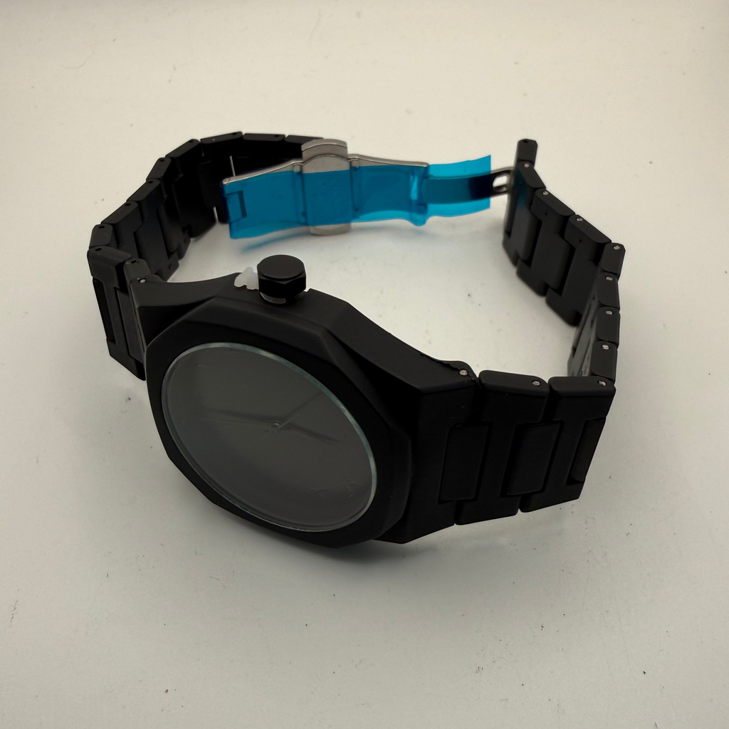 Striking contemporary black watch with a bold minimalist design- £24.99