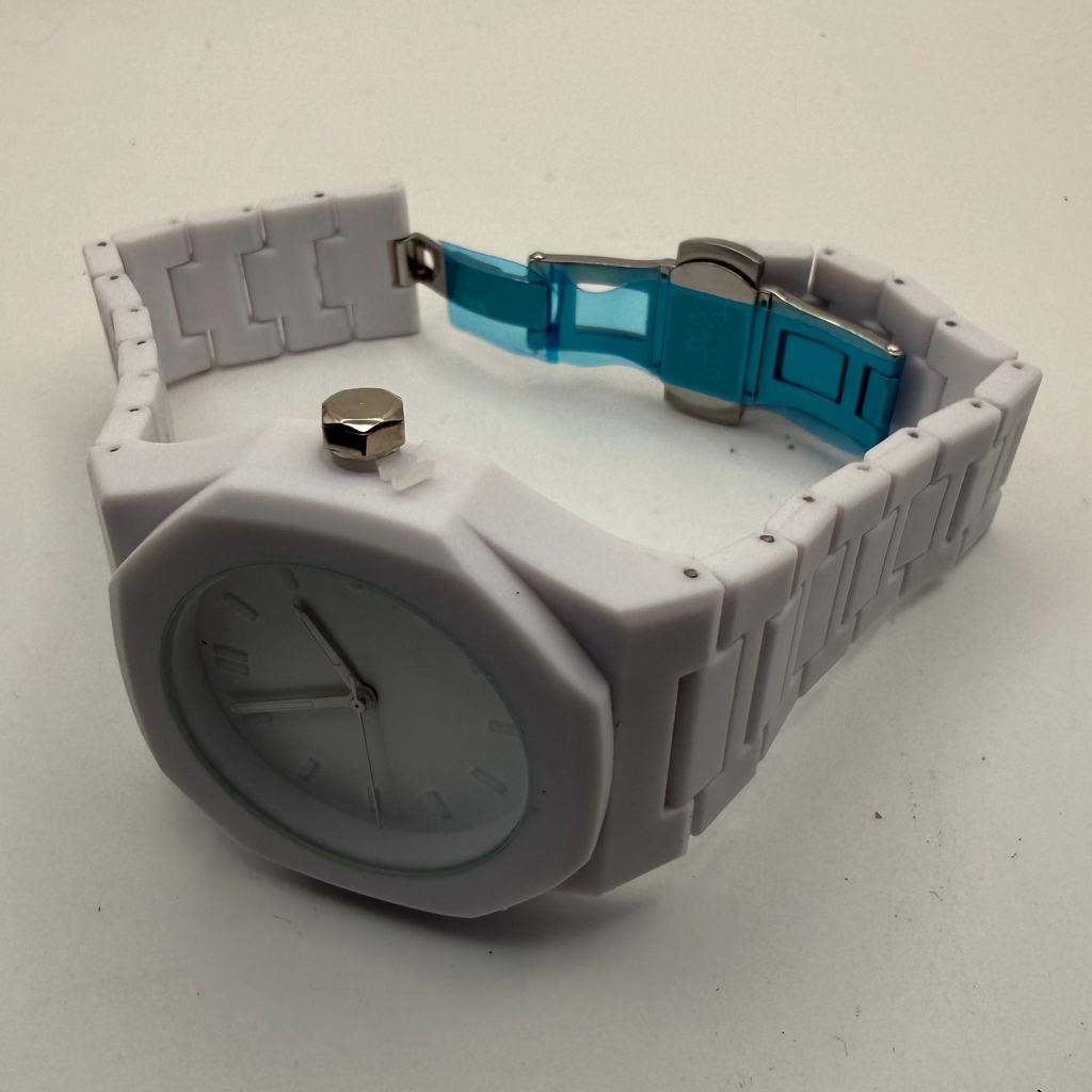 White Minimalist Fashion Watch – New in Presentation Box- £24.99