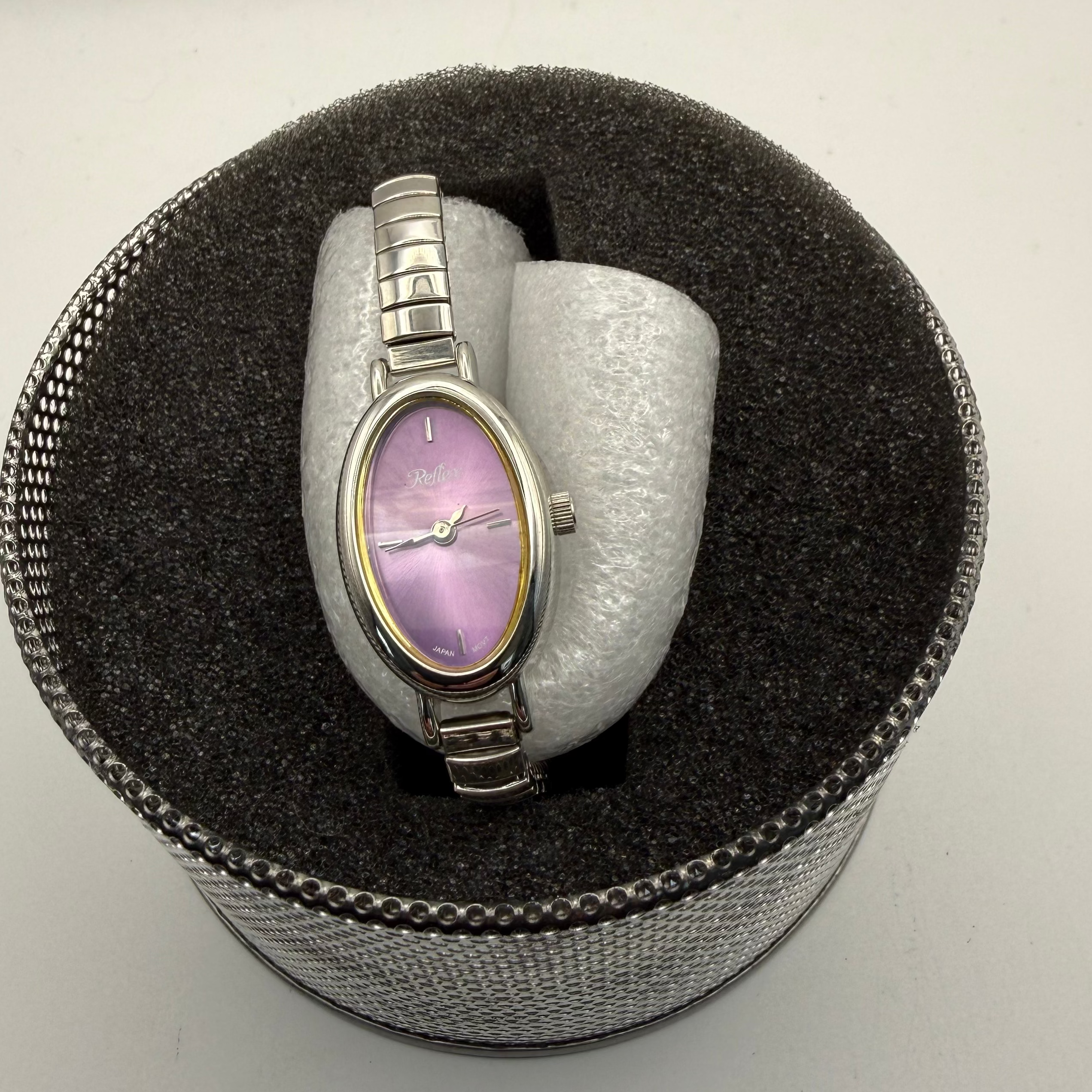 Reflex Ladies Fashion Watch – New with New Battery – Presentation Box- £7.00