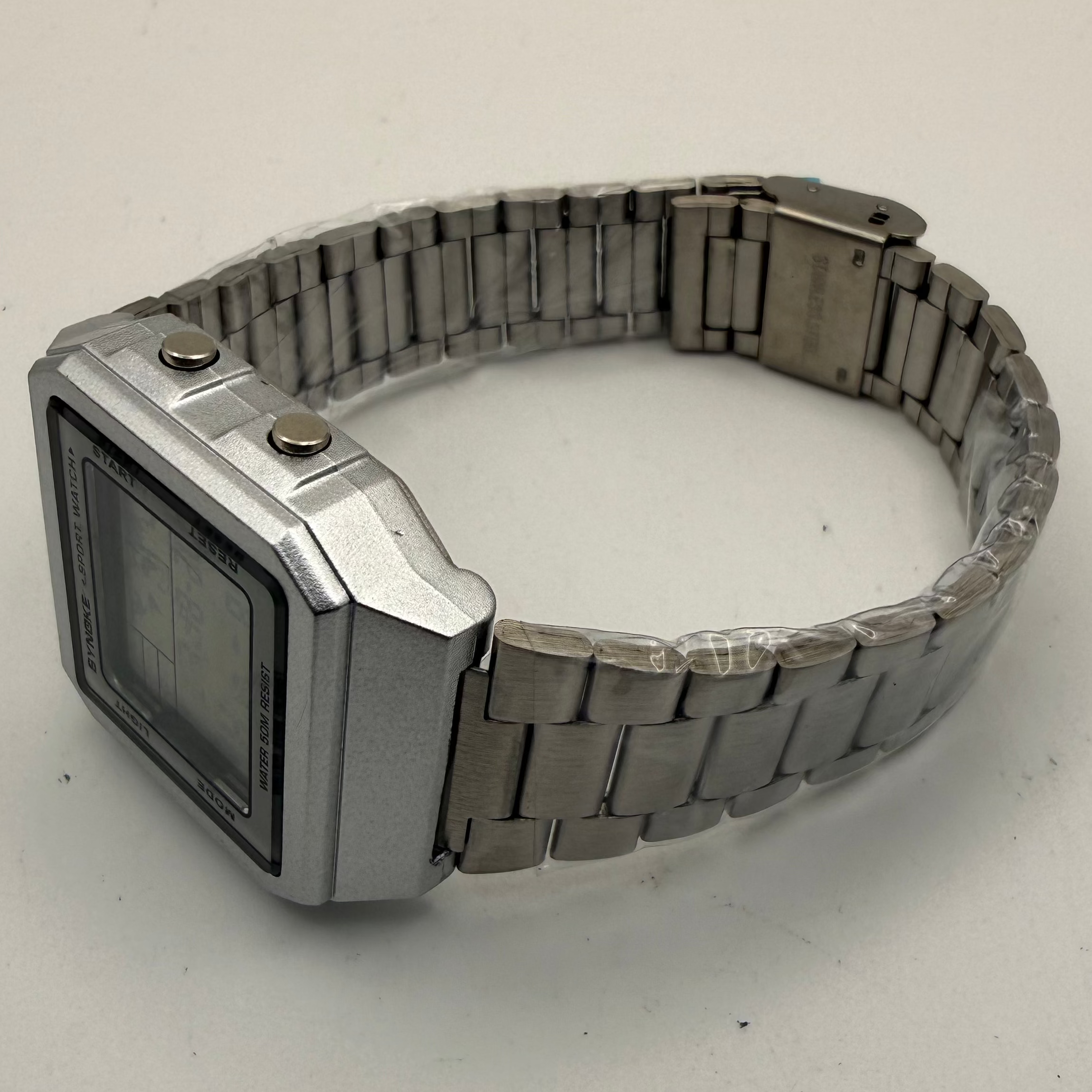 SYNOKE Retro Digital Watch New with Instructions & Presentation Box- £19.99