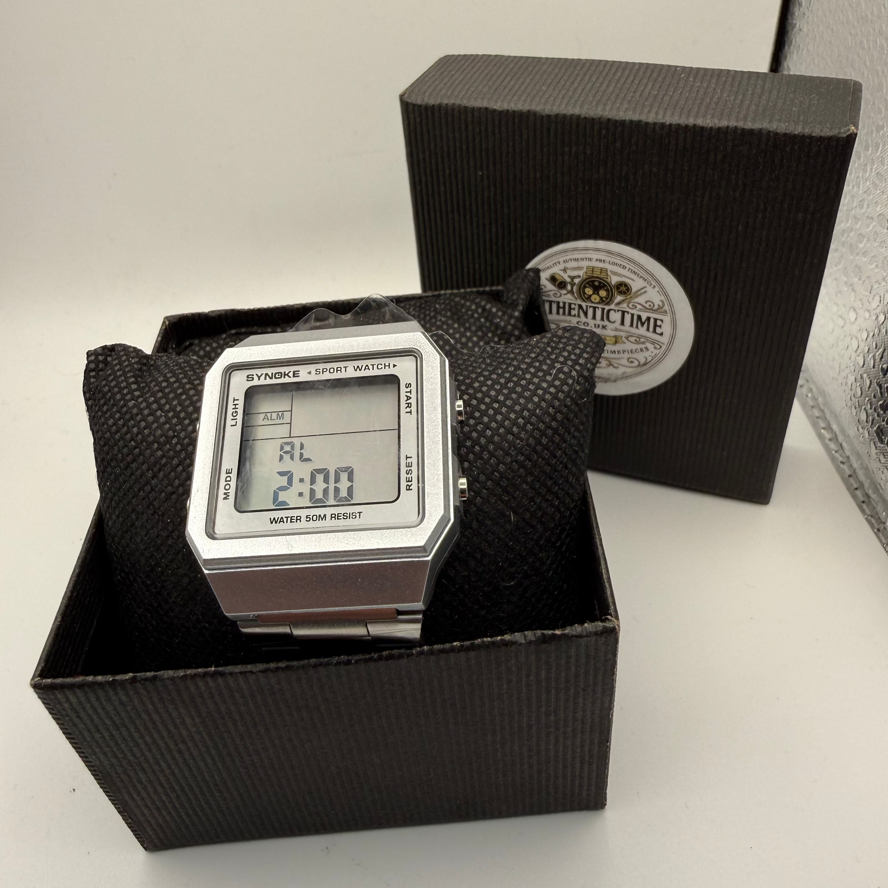 SYNOKE Retro Digital Watch New with Instructions & Presentation Box- £19.99
