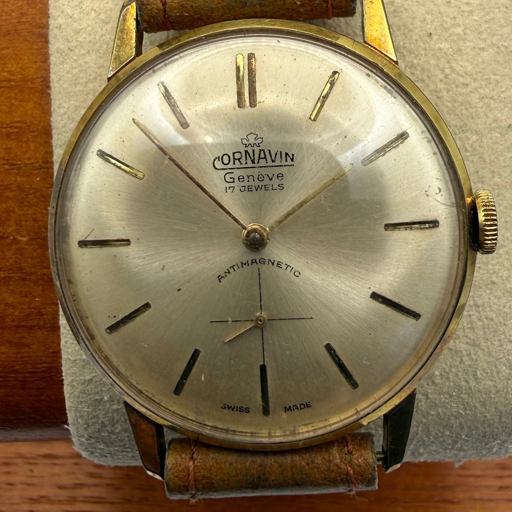 Cornavin Genève 17 Jewel Vintage Swiss Dress Watch – Sub Seconds – Circa 1960s- £99.99