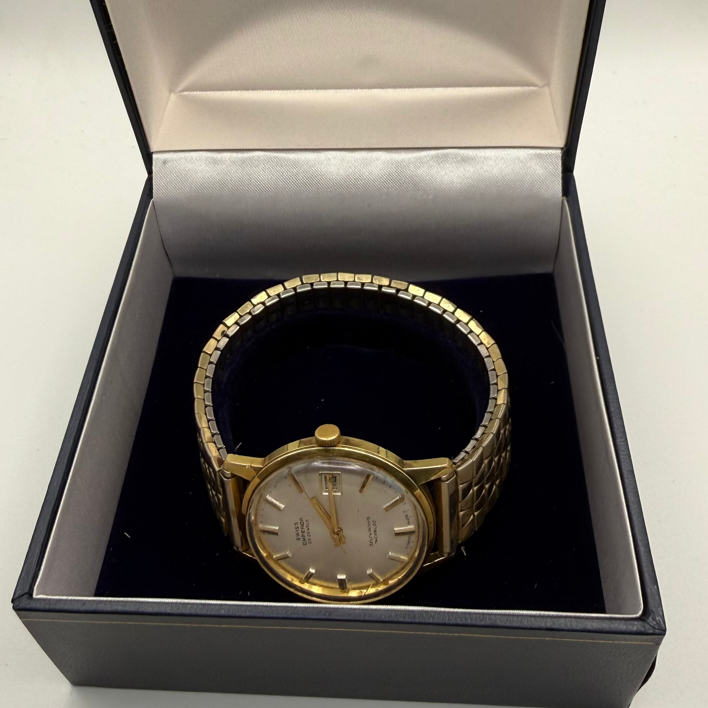 Swiss Emperor 25 Jewel Automatic Vintage Watch – Circa 1970s- £89.99