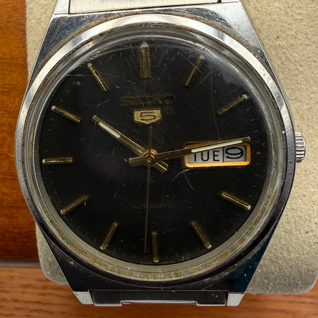 Seiko 5 Automatic Day-Date – Black Dial (August 1976)- £89.99