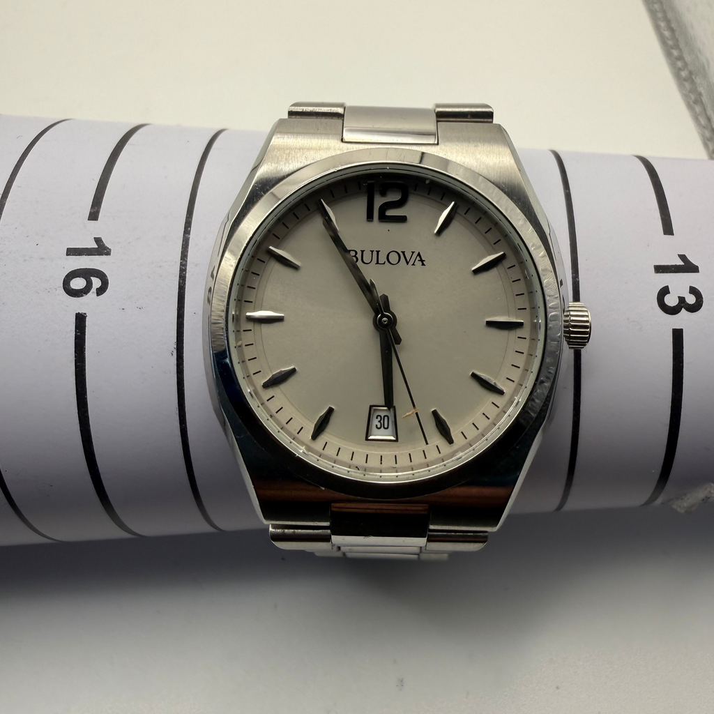 Bulova Classic Stainless Steel Date – Pre-Loved | Excellent Condition- £89.99