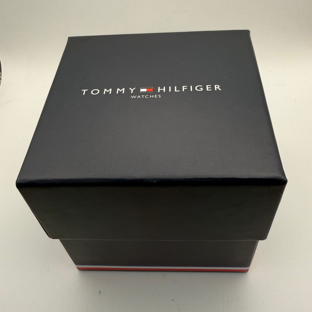 Tommy Hilfiger Black Dial Date Watch – Classic Leather Strap- £44.99