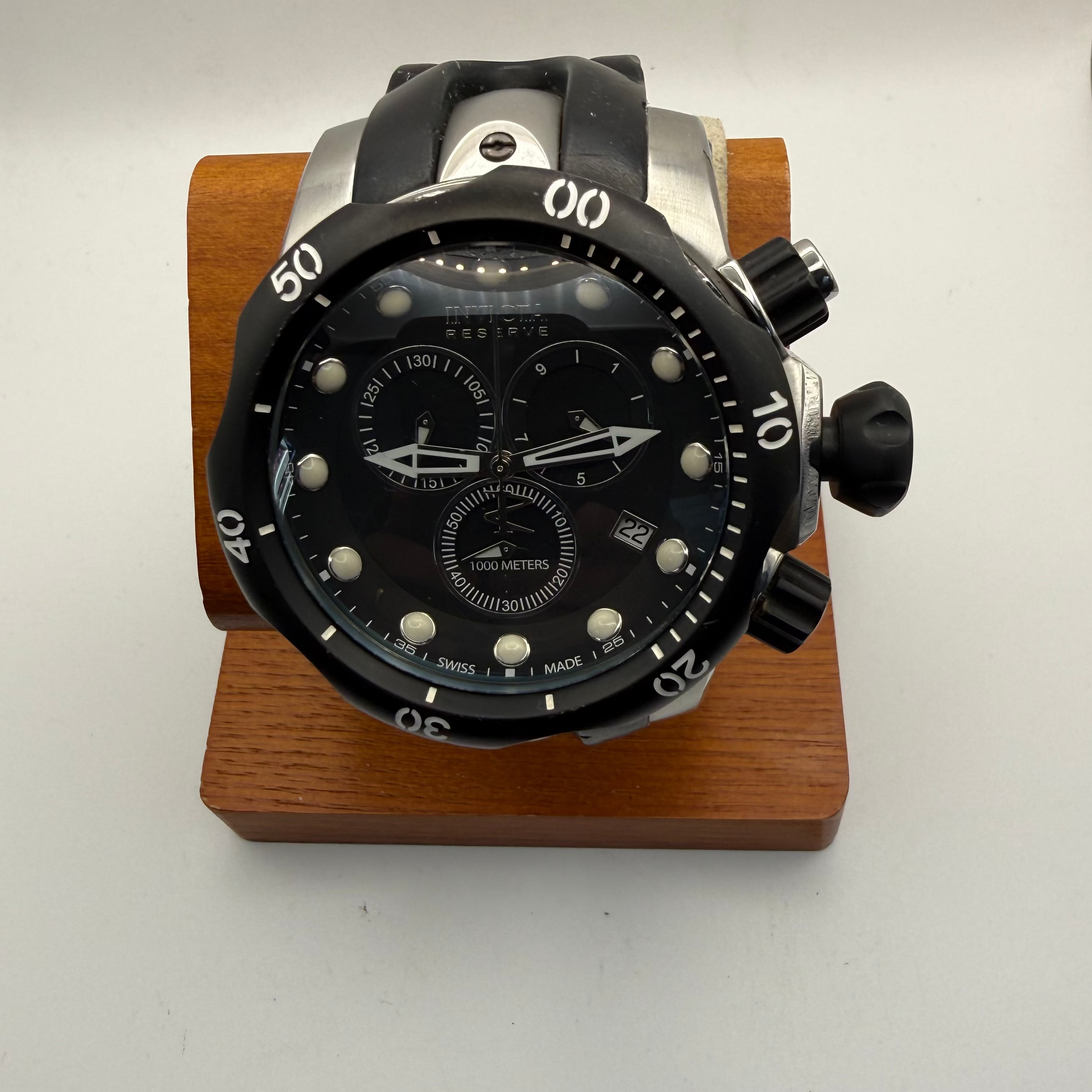 Invicta Reserve Venom Chronograph Model 5732 – Full Set 60mm Oversize Beast- £179.99