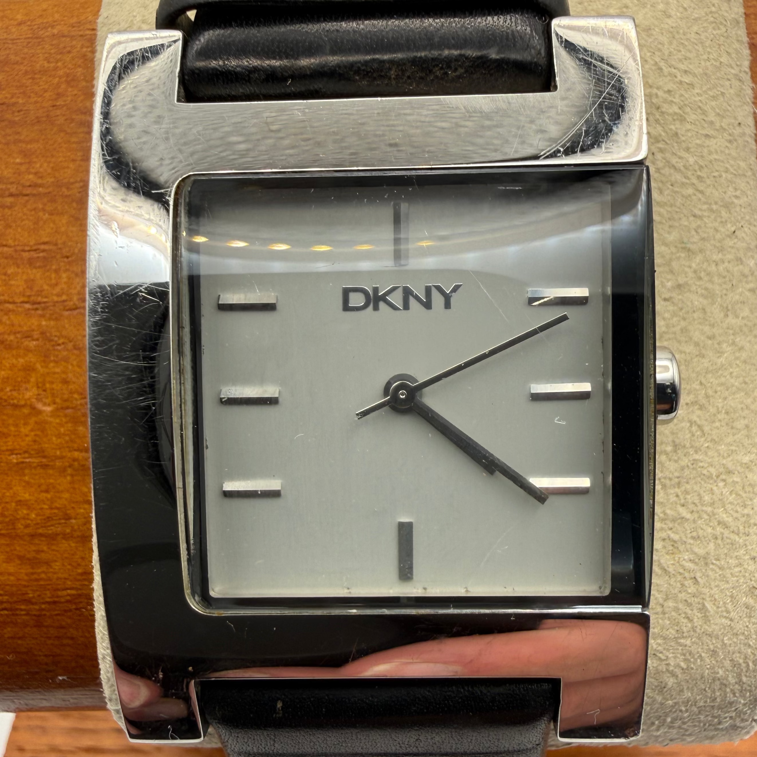 DKNY NY-1128 Square Stainless Steel Watch – Classic Minimalist Design- £49.99