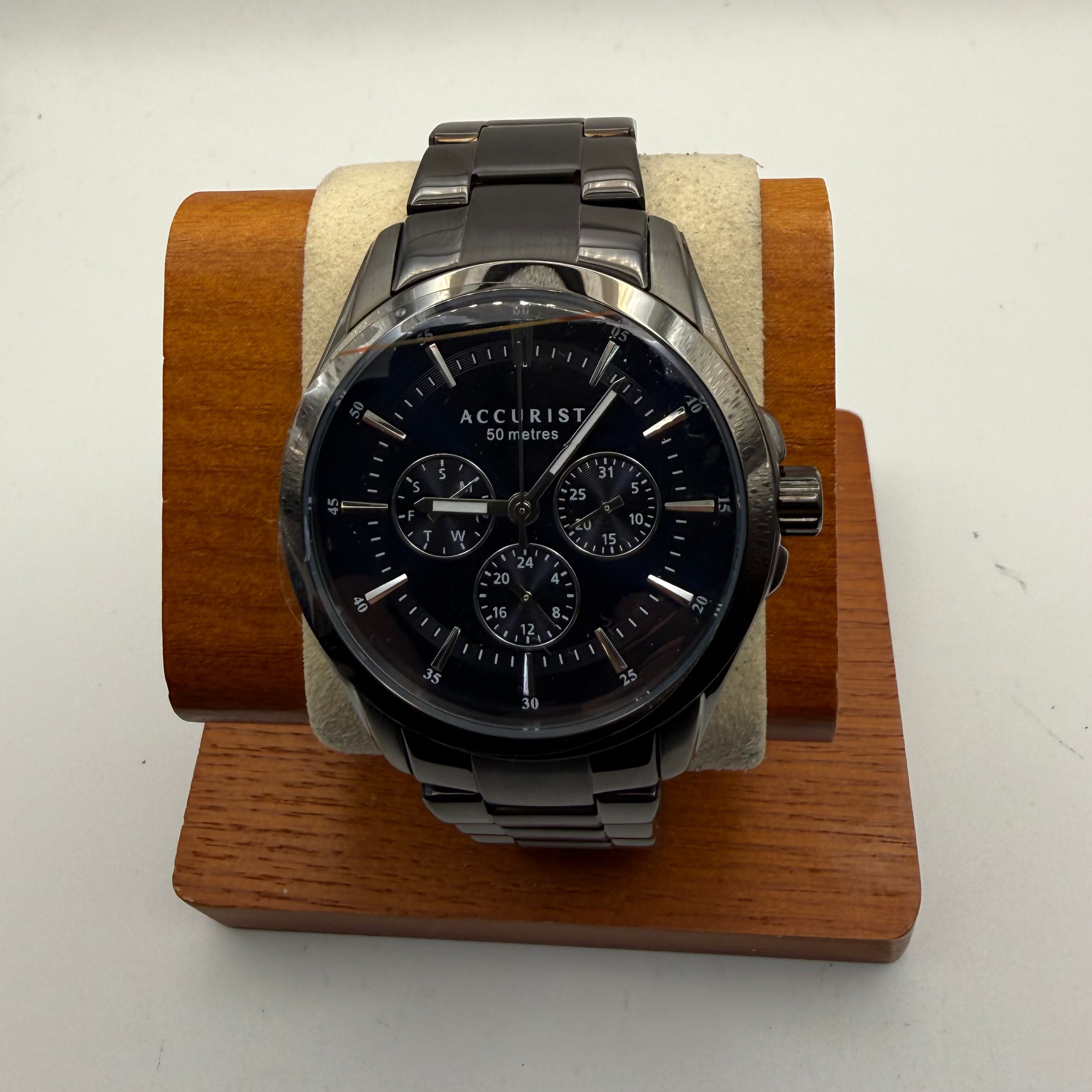 Accurist London Black Ion-Plated Multi-Function Men’s Watch – Full Set Boxed- £69.95