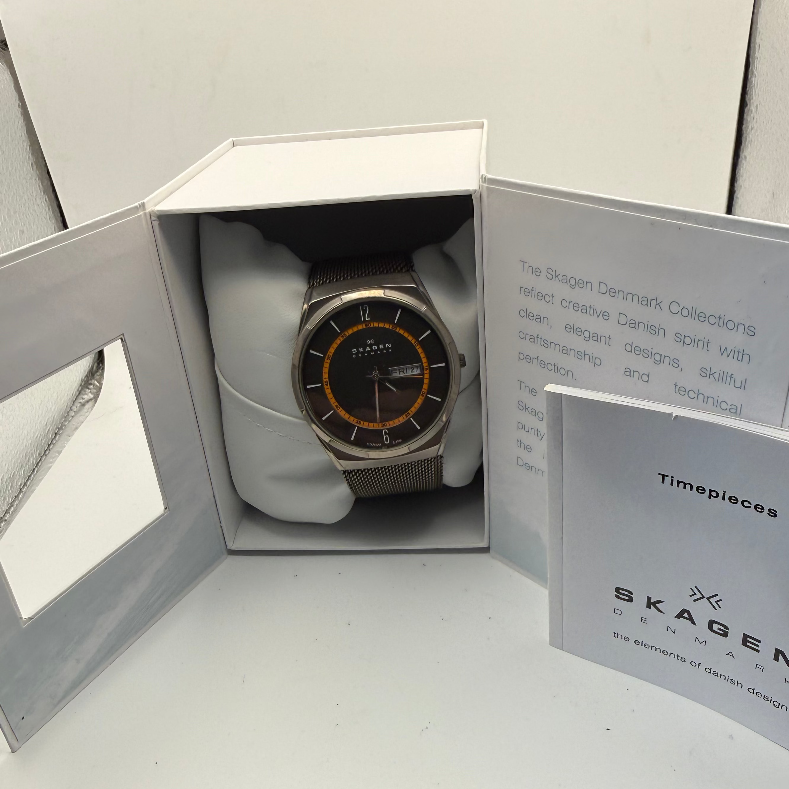 Skagen Denmark Titanium SKW6007 Men's Day-Date Watch – Full Set Boxed- £89.95
