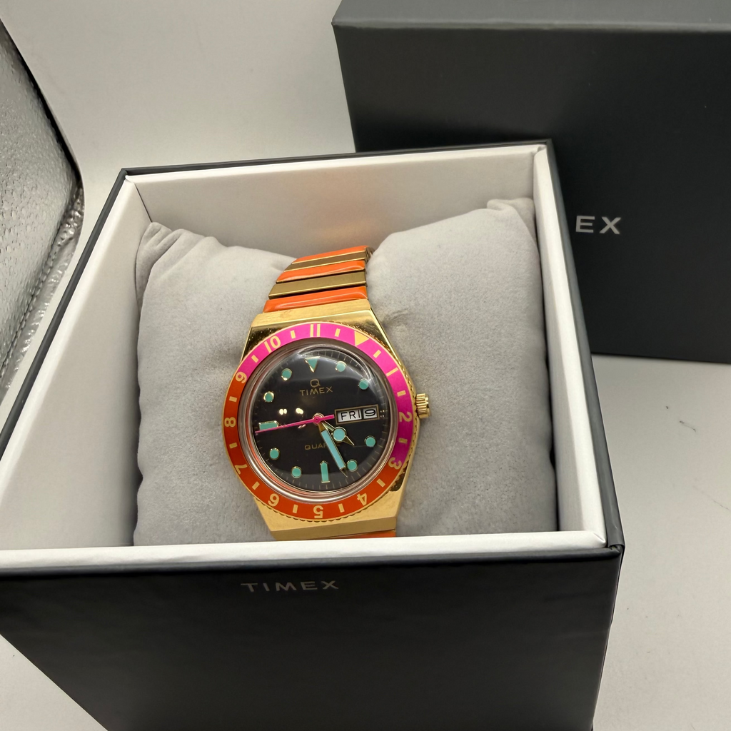 Timex Q Reissue Rainbow Bezel Day-Date Quartz Watch – Excellent Condition- £109.99