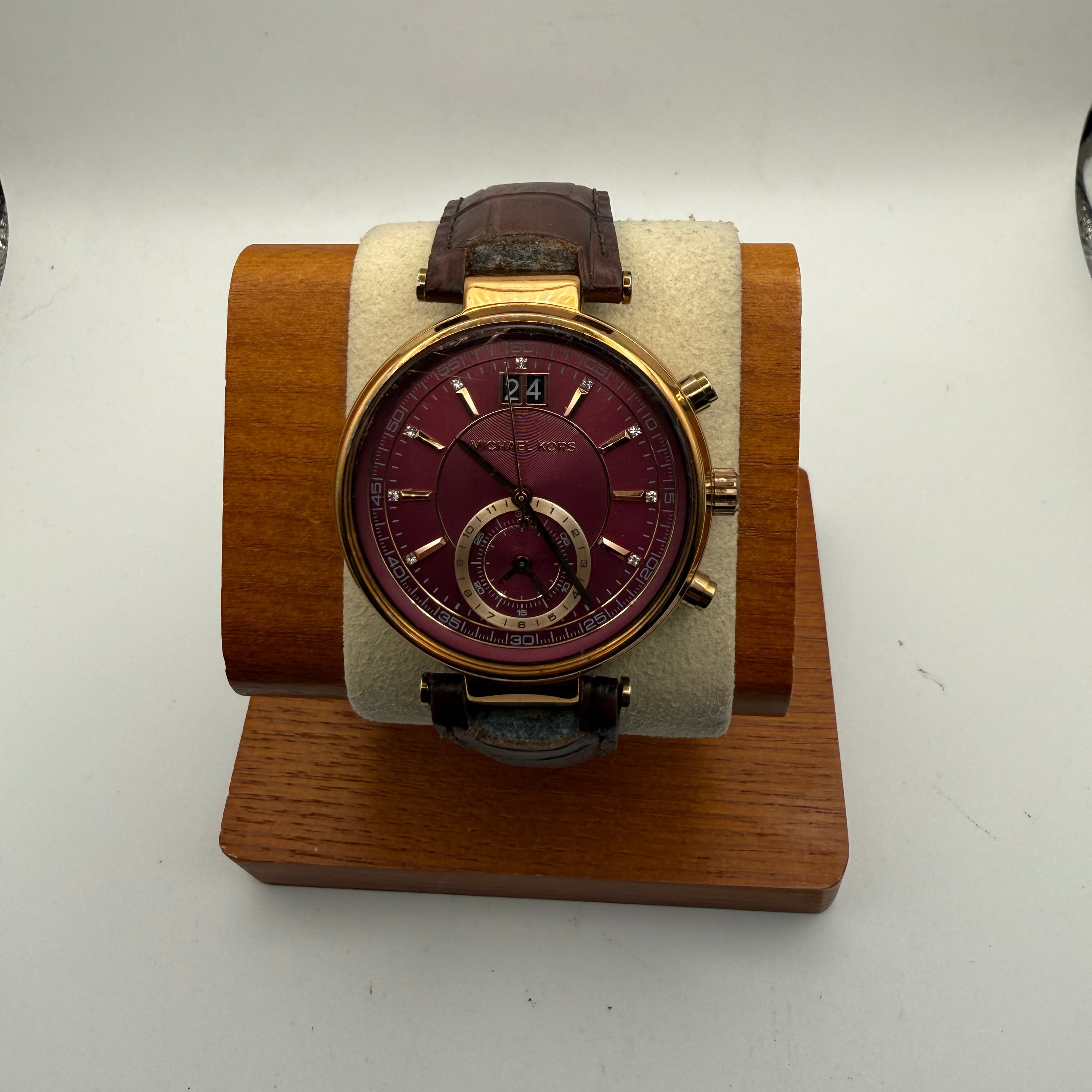 Michael Kors MK2586 Watch Burgundy Dial Rose Gold Tone Brown Leather Strap- £59.95