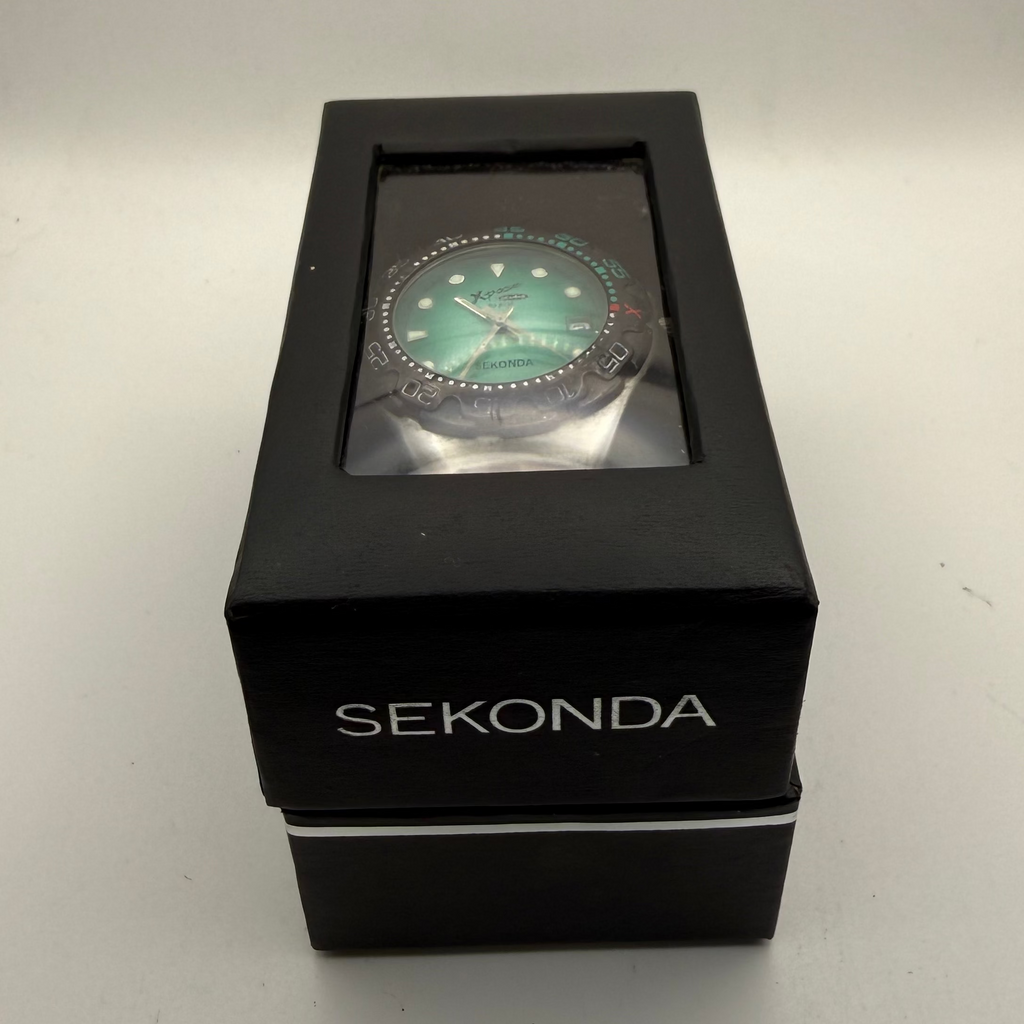 Sekonda Xpose Scuba 20ATM Men’s Diver Style Watch – Teal Dial – Boxed- £39.99