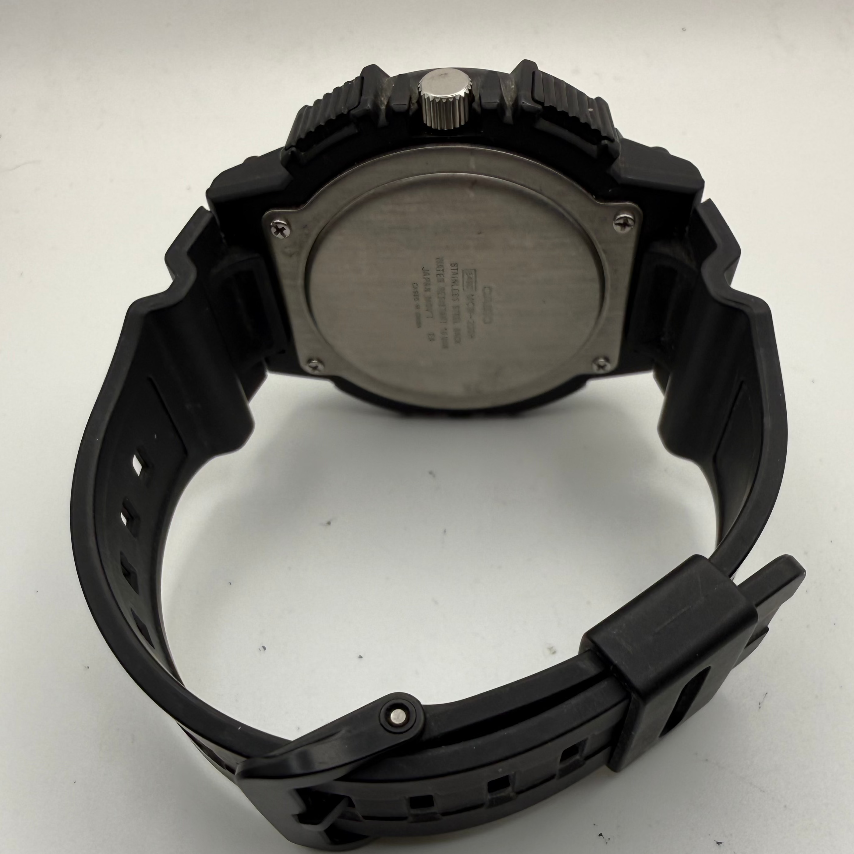 Casio MCW-200H Chronograph Men’s Watch Black Dial Resin Strap – Boxed- £39.99