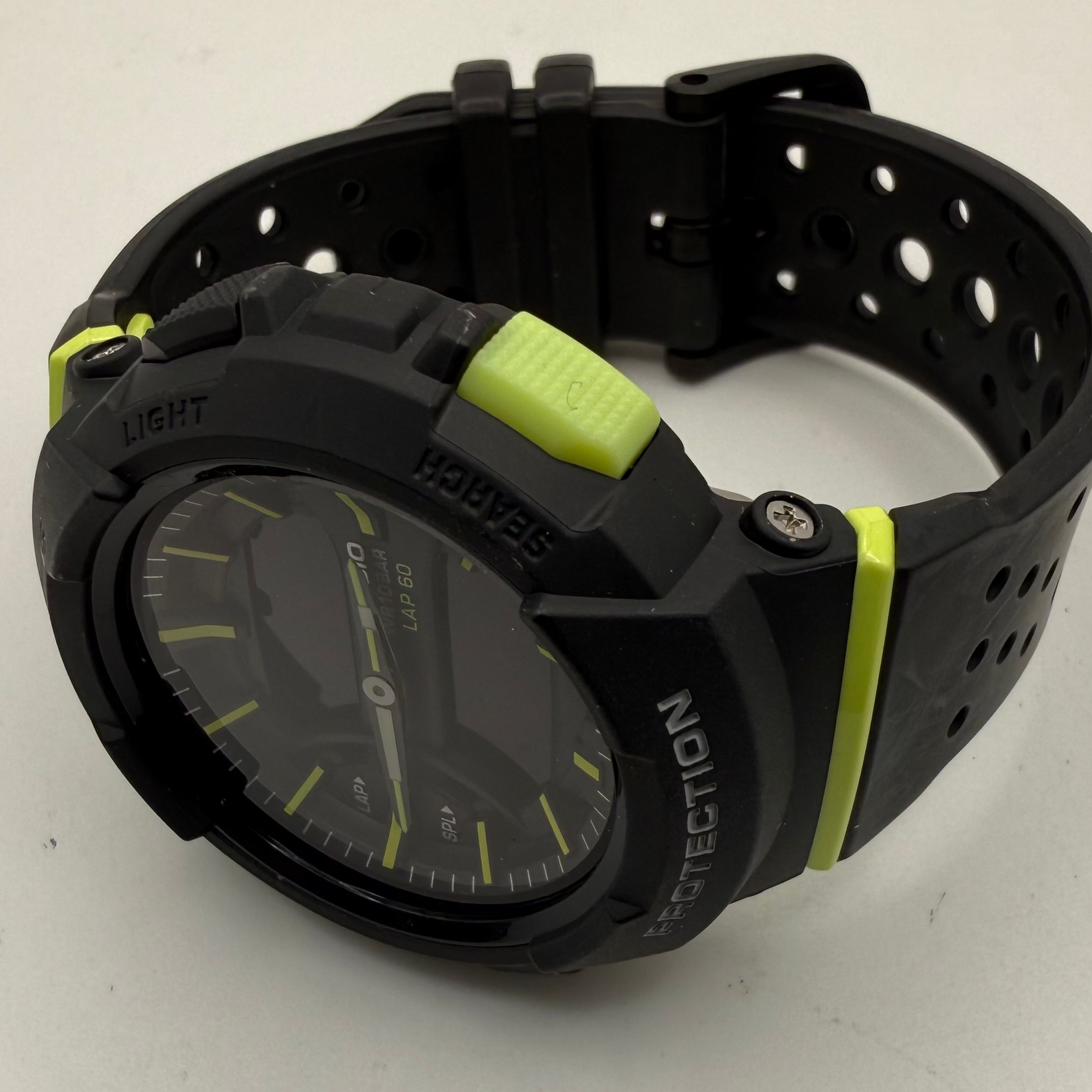 Casio Baby-G BGA-240 Neon Accent Sports Watch – Black & Lime Green Shock Resistant- £54.95