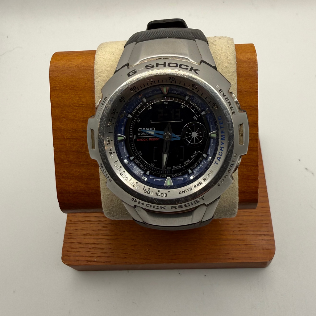 Casio G-Shock AW-590 World Time Ana-Digi Chronograph Watch- £54.95