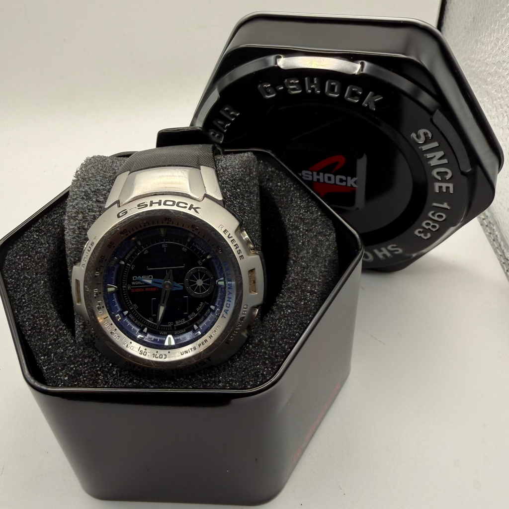 Casio G-Shock AW-590 World Time Ana-Digi Chronograph Watch- £54.95