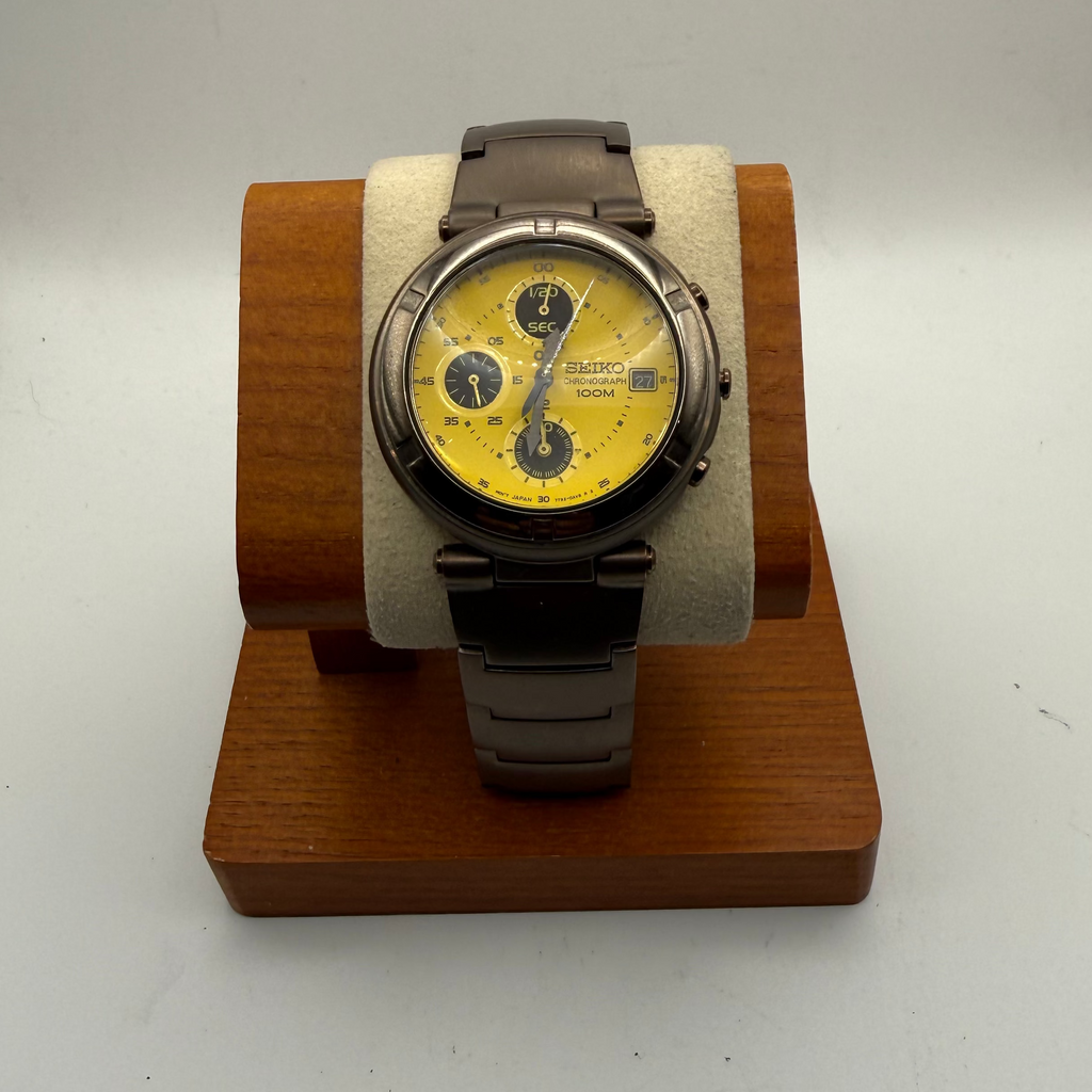 Seiko Chronograph 7T92-0BC0 – November 2002 – Yellow Dial- £109.99