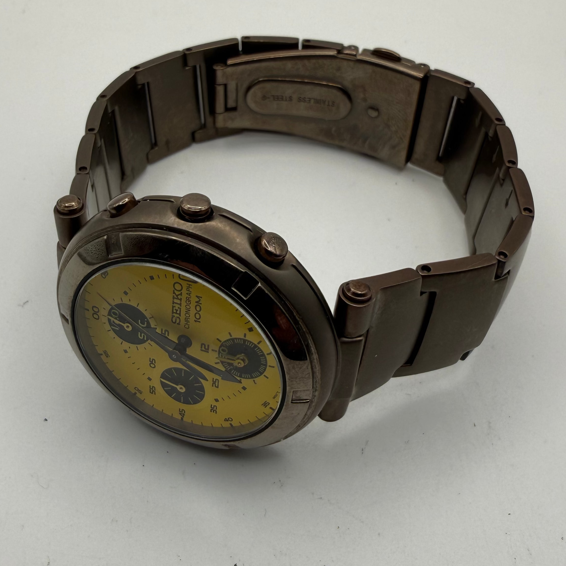 Seiko Chronograph 7T92-0BC0 – November 2002 – Yellow Dial- £109.99