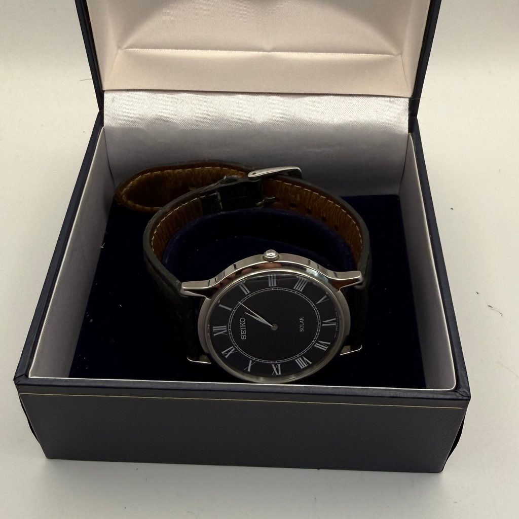 Seiko Solar V115-0BE0 Blue Dial Roman Numeral Dress Watch c. January 2019- £79.99
