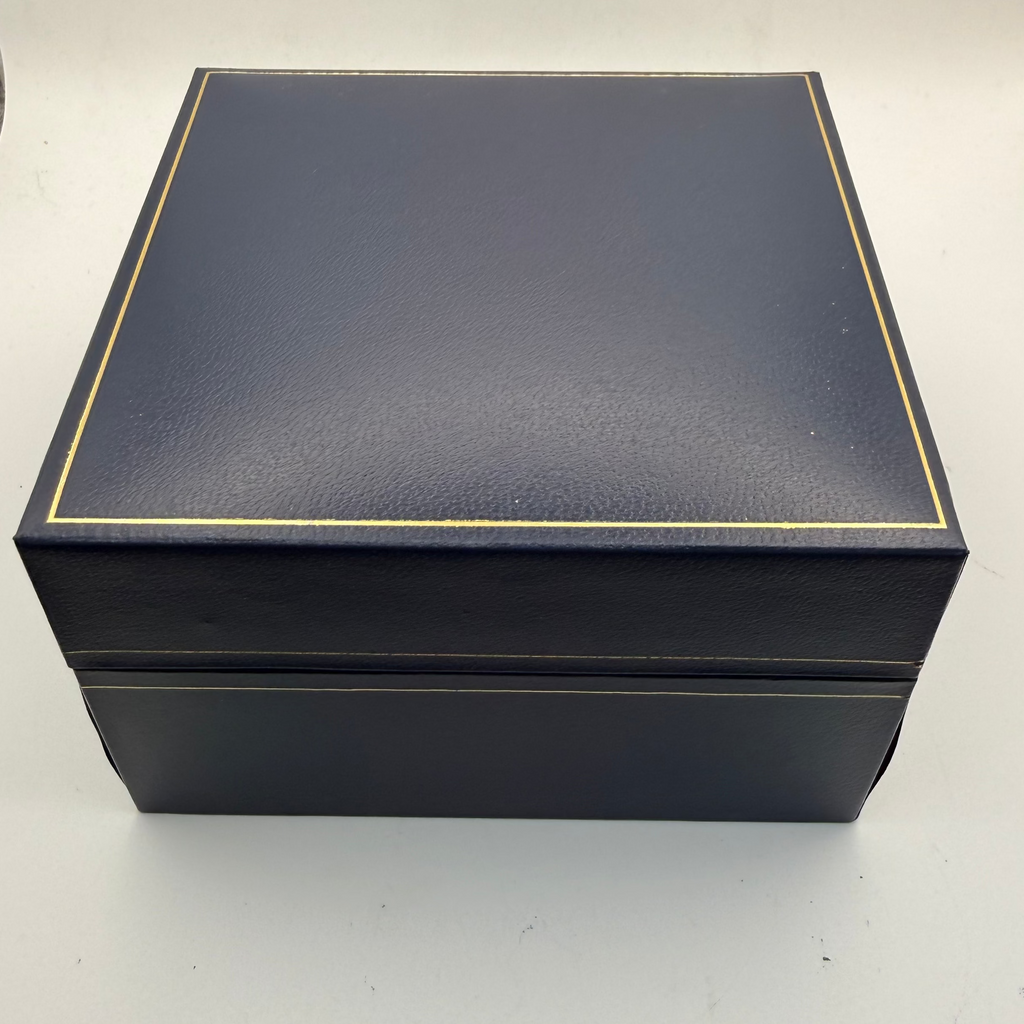 Seiko Solar V115-0BE0 Blue Dial Roman Numeral Dress Watch c. January 2019- £79.99