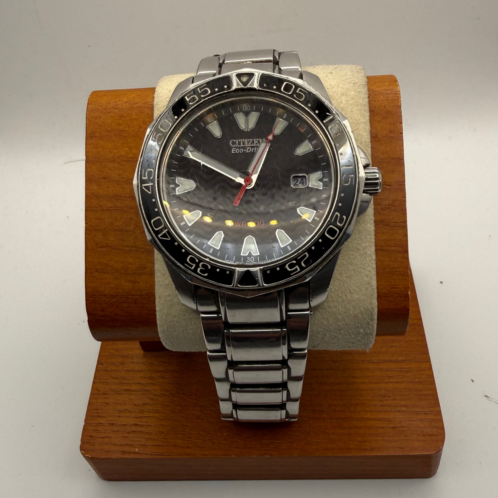 Citizen Eco-Drive WR300 Diver Style Watch – Black Wave Dial – 44.5mm- £94.99