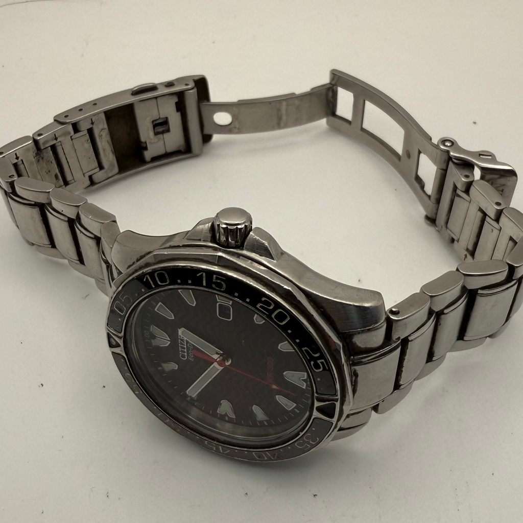 Citizen Eco-Drive WR300 Diver Style Watch – Black Wave Dial – 44.5mm- £94.99