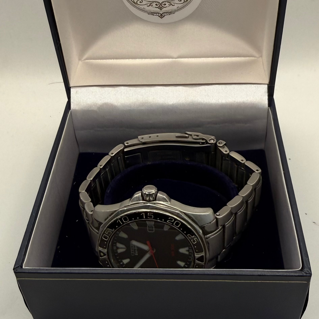 Citizen Eco-Drive WR300 Diver Style Watch – Black Wave Dial – 44.5mm- £94.99