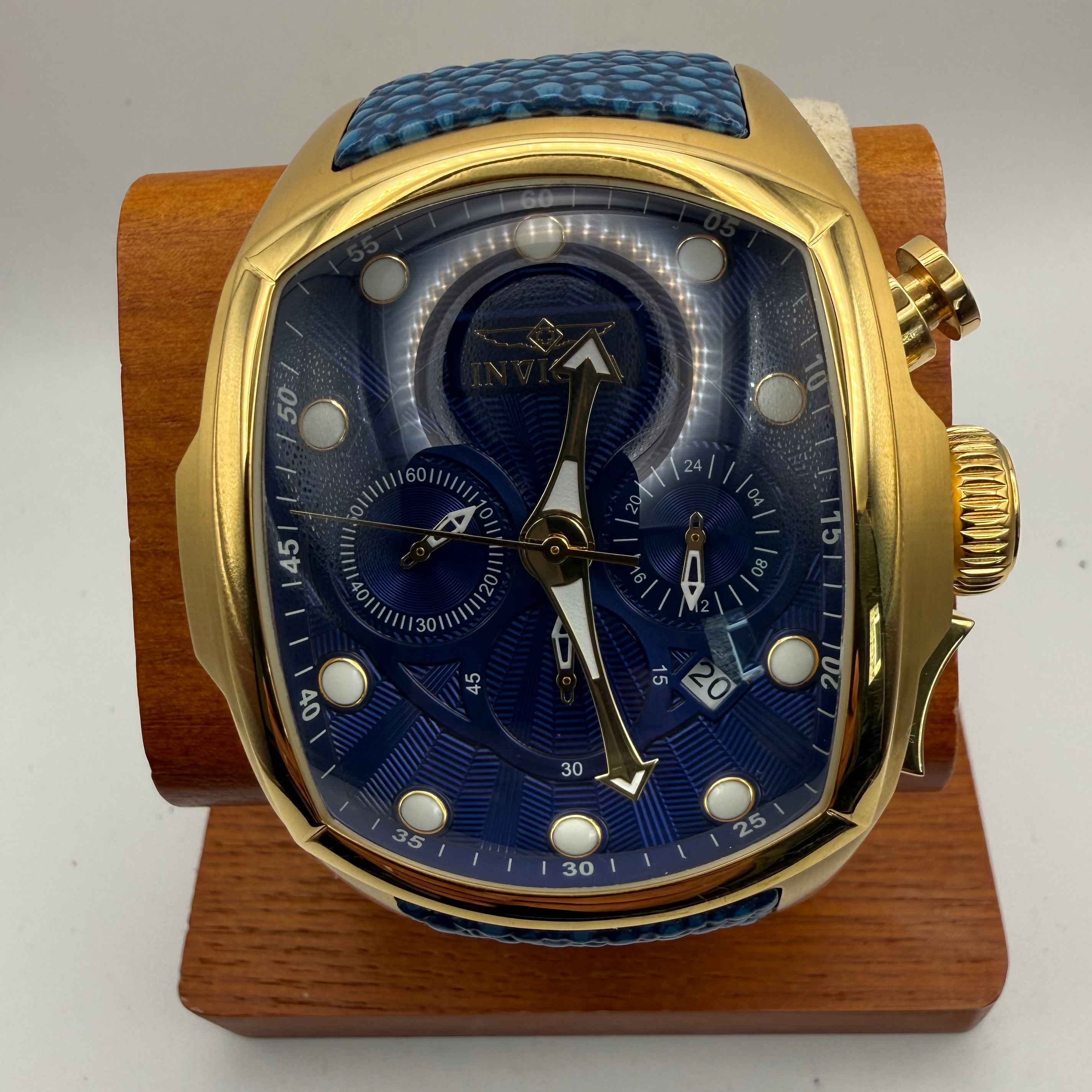 Invicta Lupah Chronograph 24035 Blue Dial Gold Tone 46.5mm Full Set- £109.99