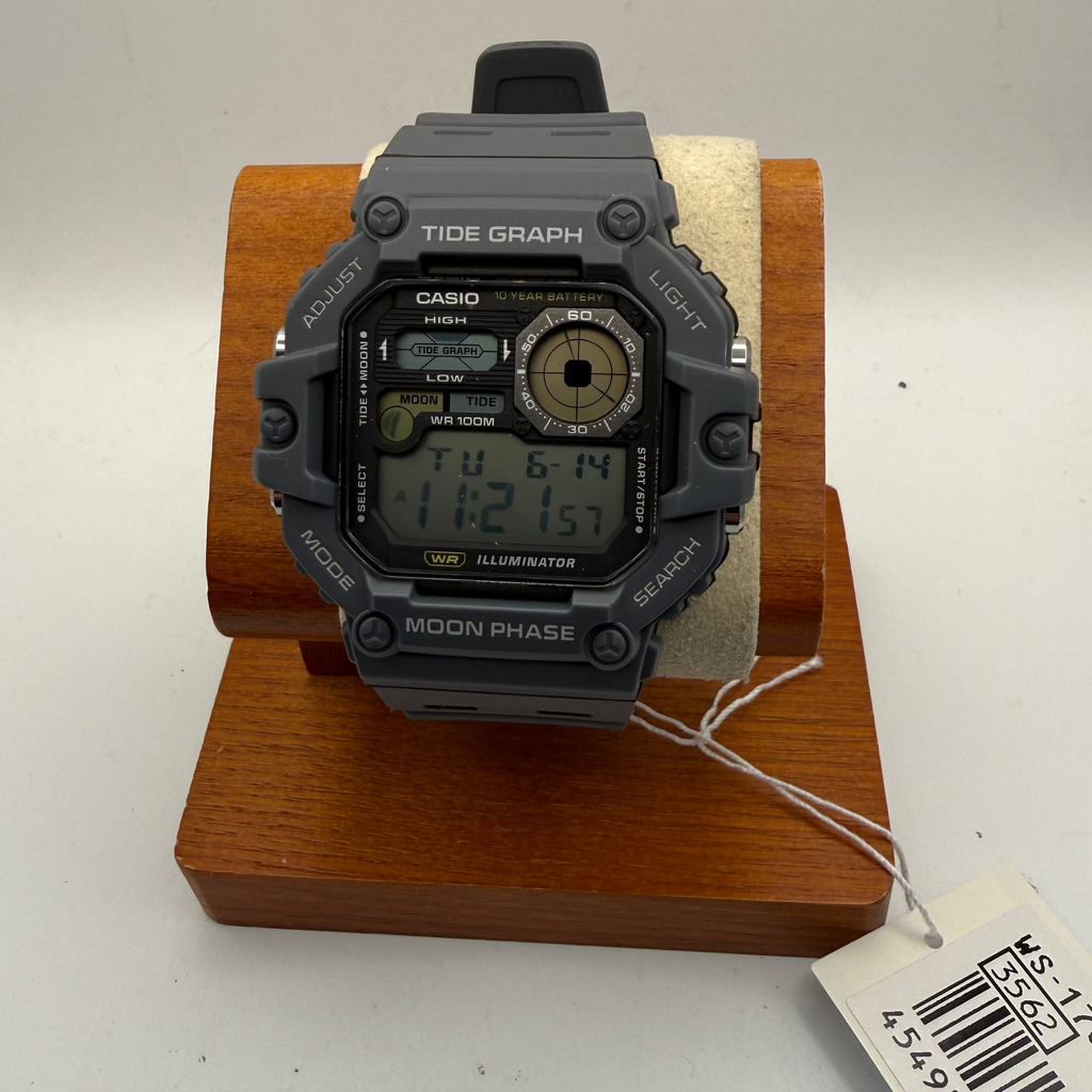 Casio WS-1700H Tide Graph Moon Phase Digital Watch Full Set As New- £40.00