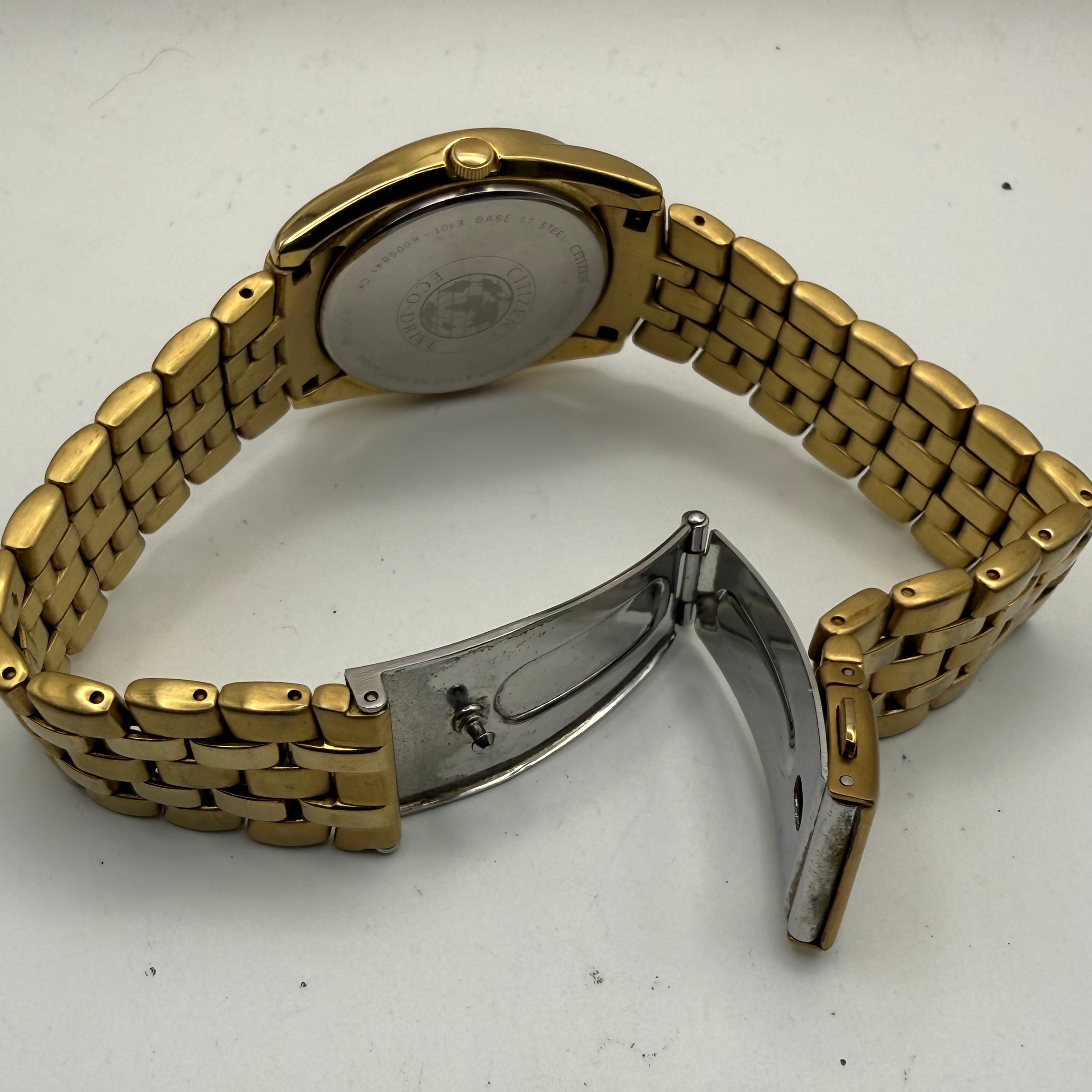 Citizen Eco-Drive Day Date E100 Gold Tone Bracelet Watch White Dial Boxed- £80.00