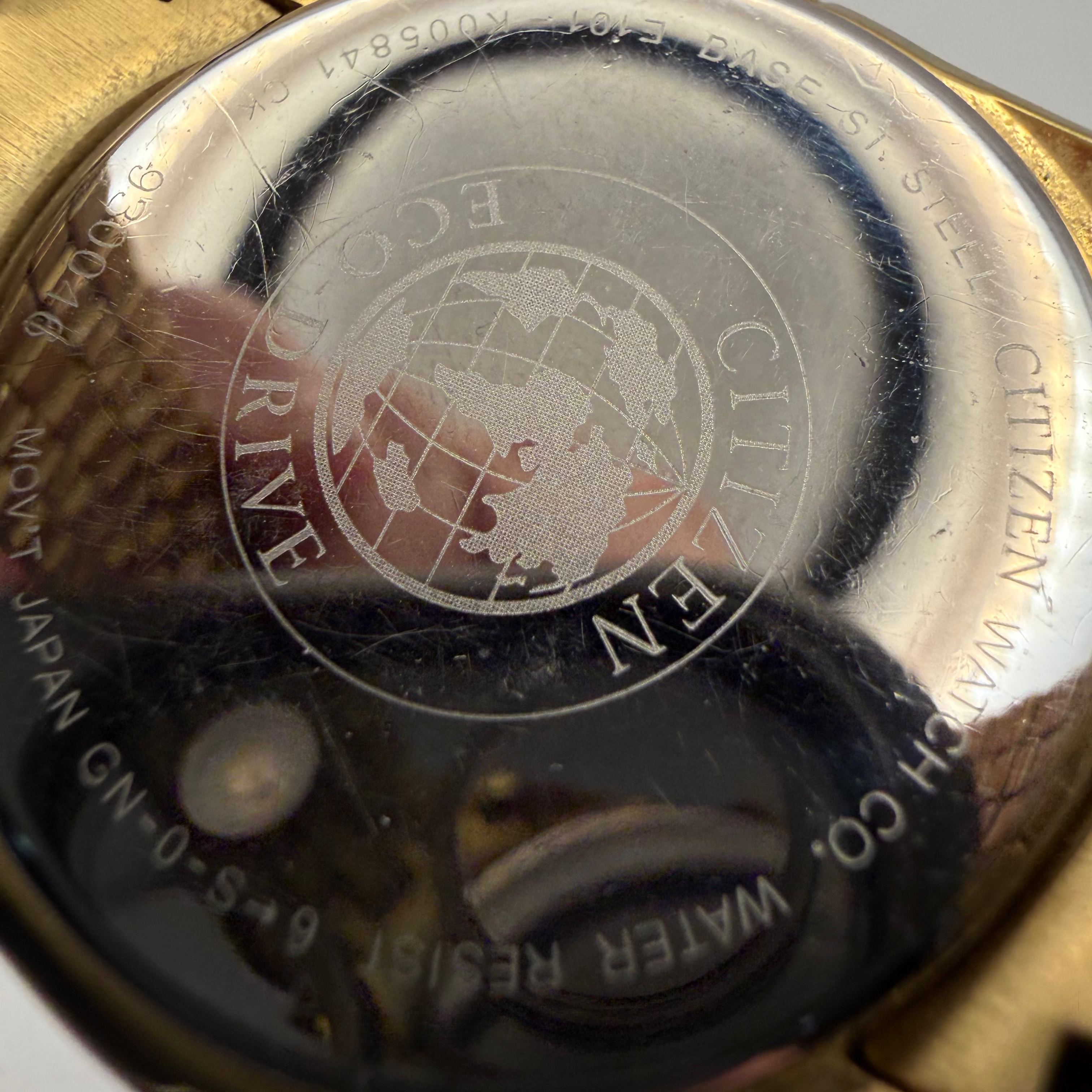 Citizen Eco-Drive Day Date E100 Gold Tone Bracelet Watch White Dial Boxed- £80.00