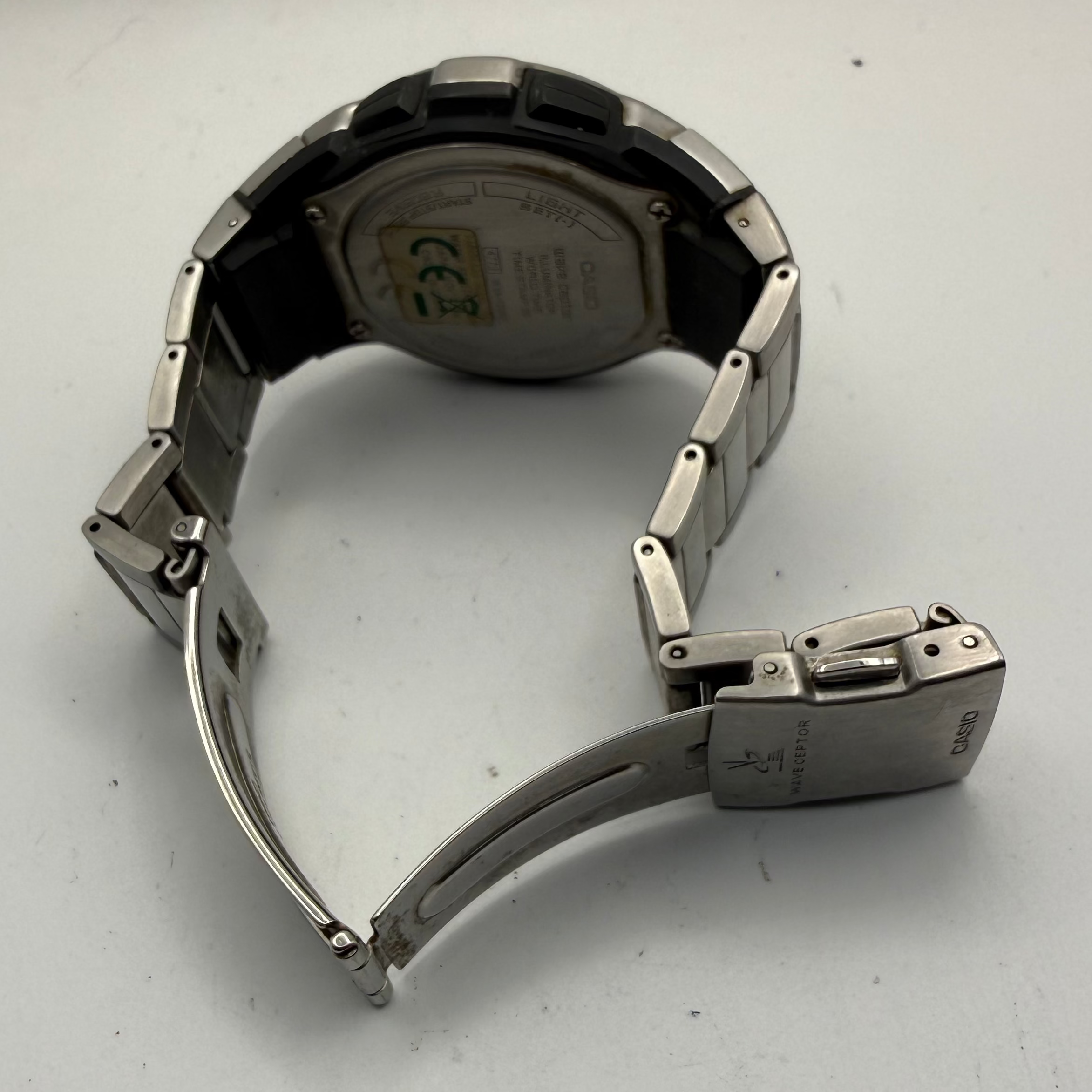 Casio Wave Ceptor World Time Illuminator Stainless Steel Watch – Dual Display – £40.00