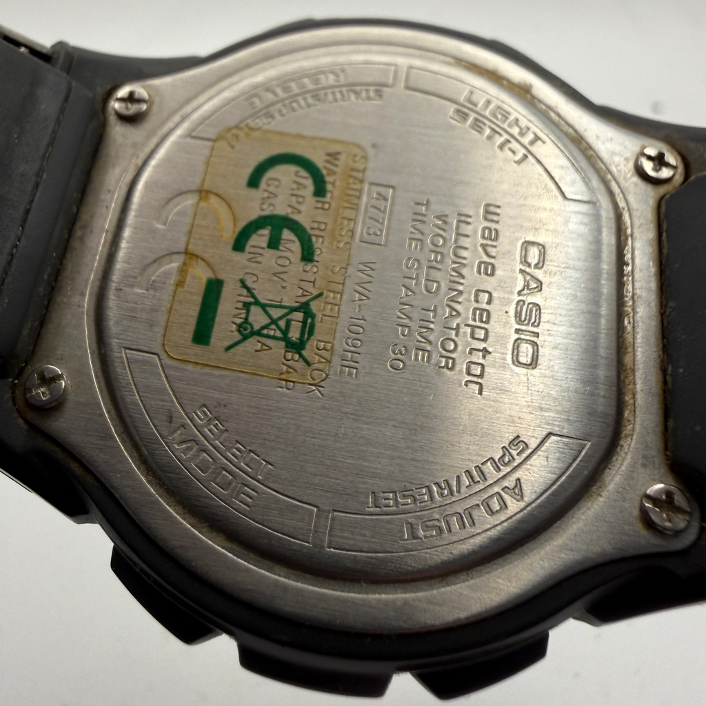 Casio Wave Ceptor World Time Illuminator Stainless Steel Watch – Dual Display – £40.00
