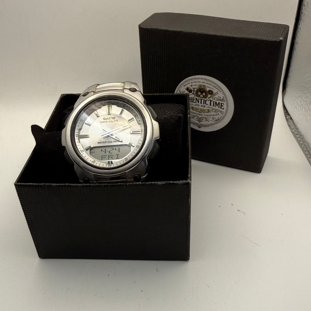 Casio Wave Ceptor World Time Illuminator Stainless Steel Watch – Dual Display – £40.00