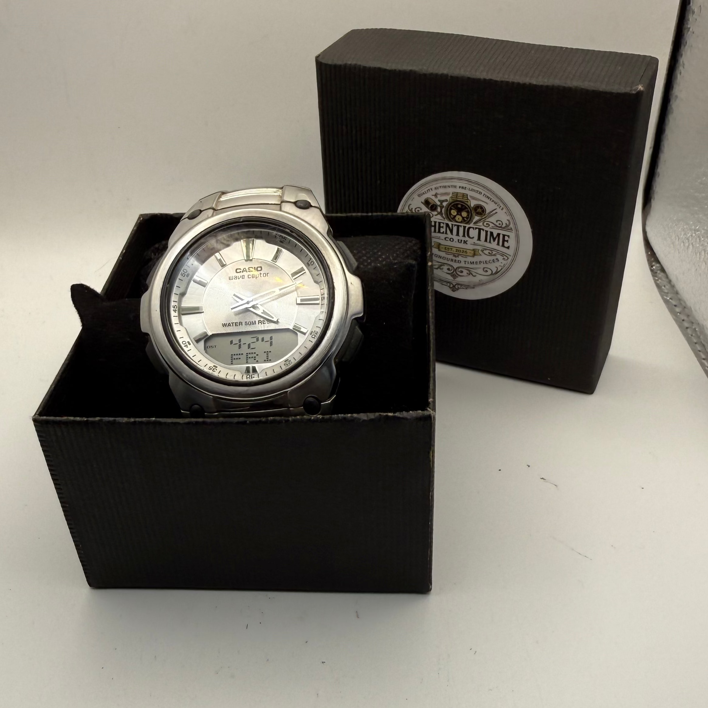 Casio Wave Ceptor World Time Illuminator Stainless Steel Watch – Dual Display – £40.00