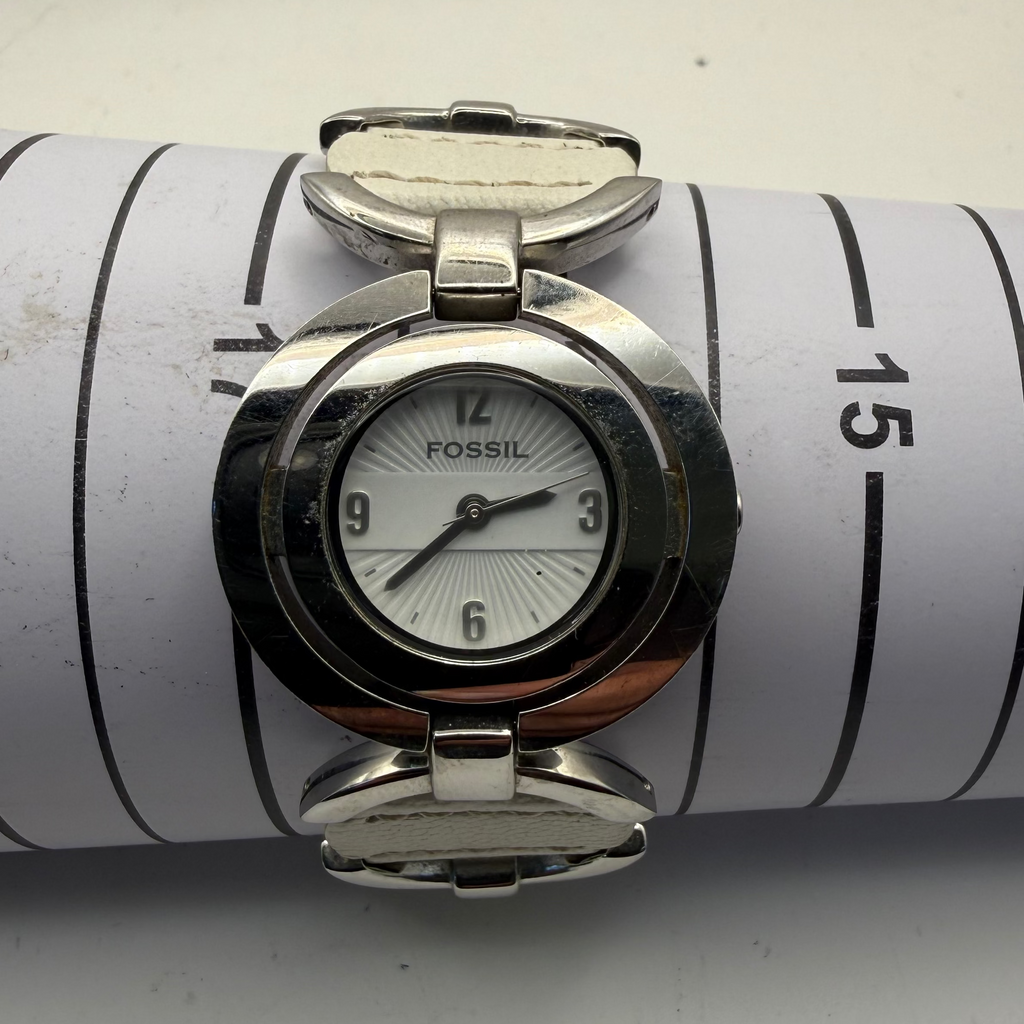 Fossil Ladies Bracelet Watch ES1977 White Dial – Pre Loved Elegant Dress Watch- £30.00