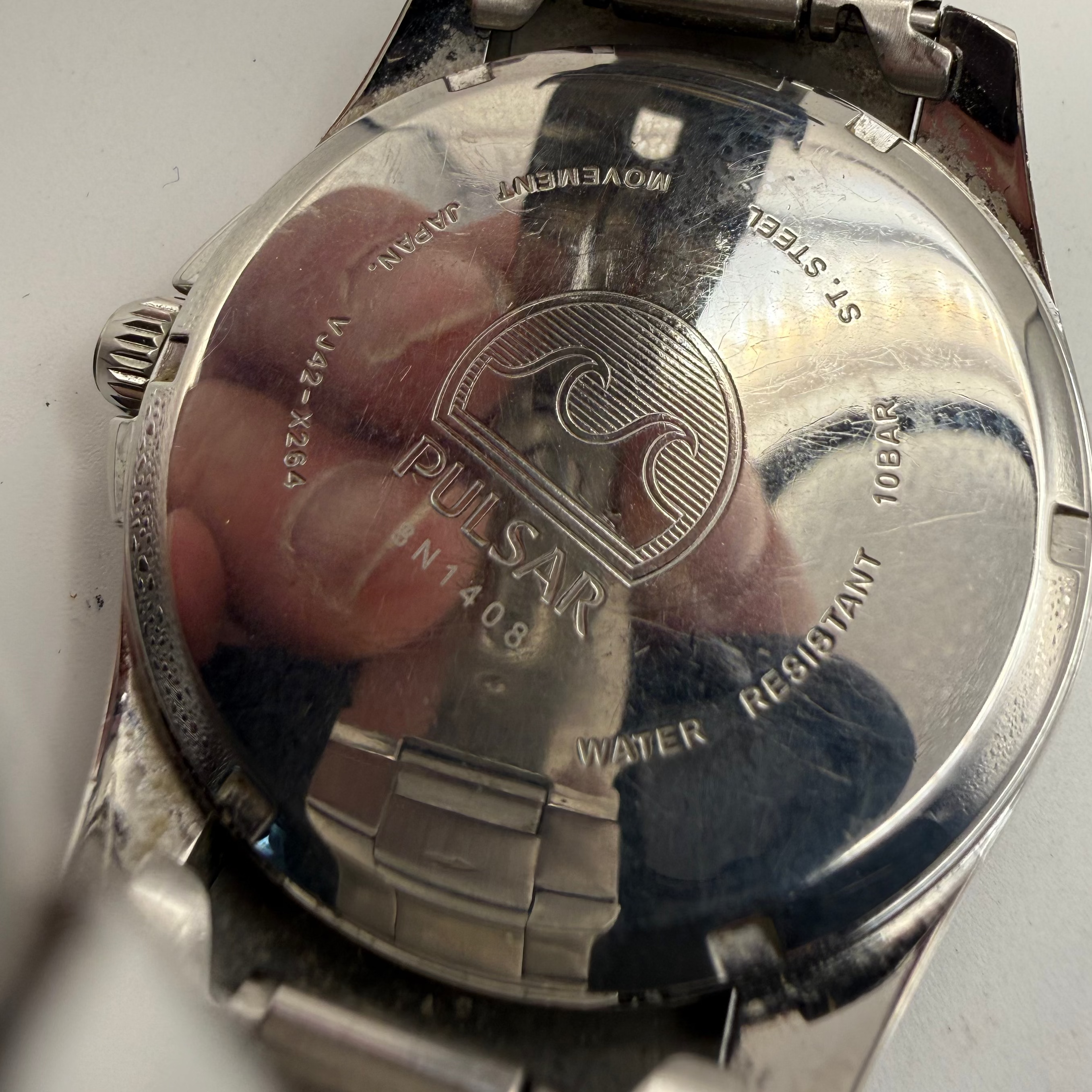 Pulsar Men’s Stainless Steel Watch – Black Dial | 41.5mm | 17cm Bracelet | Presentation Box- £45.00