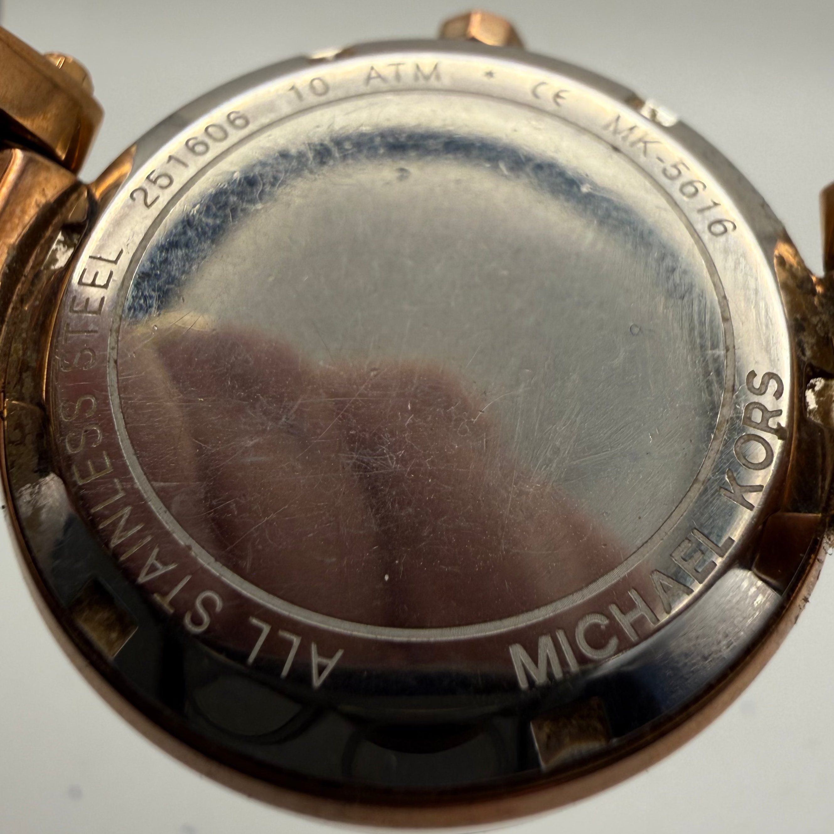 Michael Kors MK5616 Ladies Rose Gold Chronograph Watch- £20.00