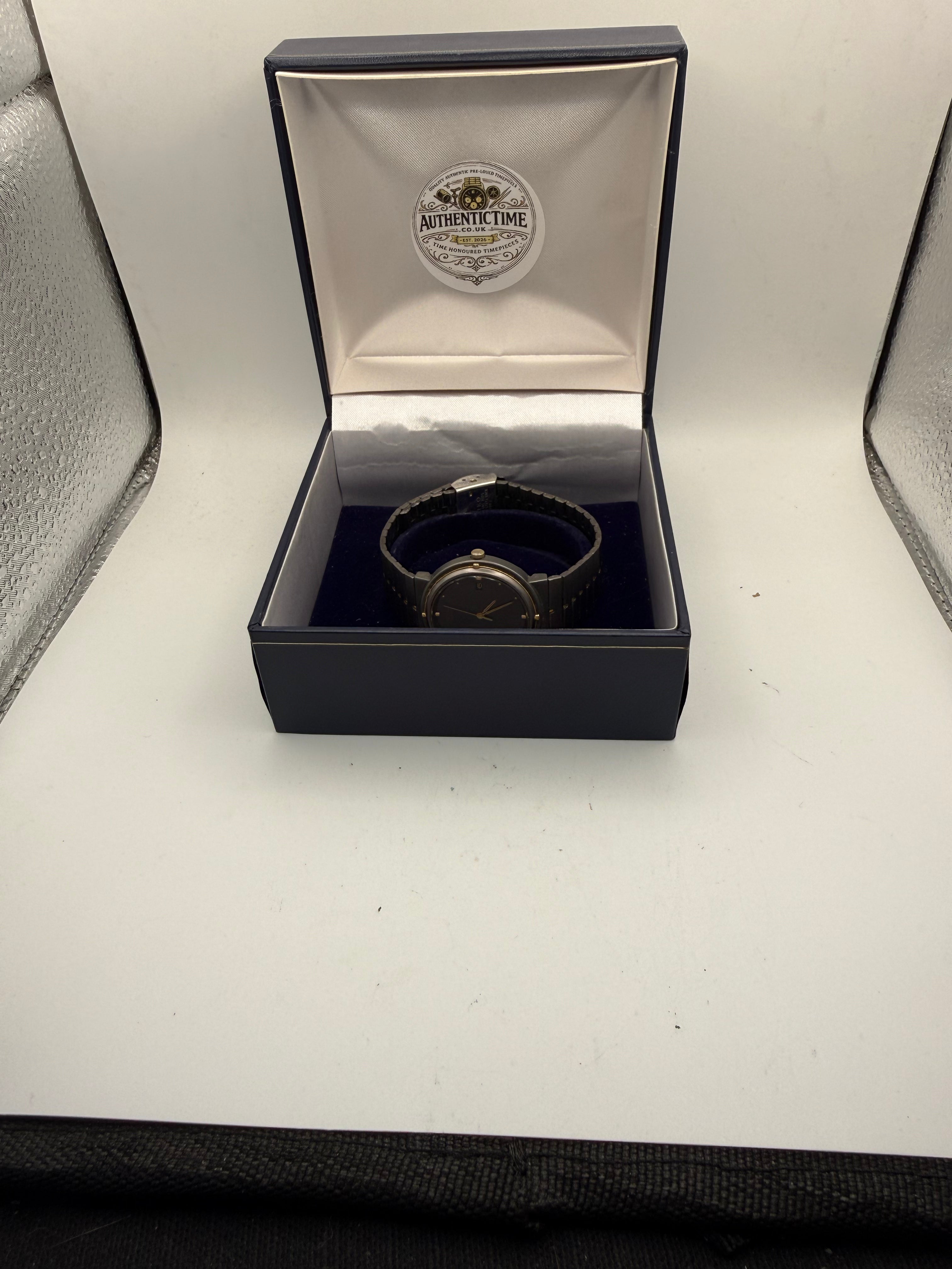 Seiko Quartz 7432-0040 Vintage Black & Gold Patina Watch- £35.00