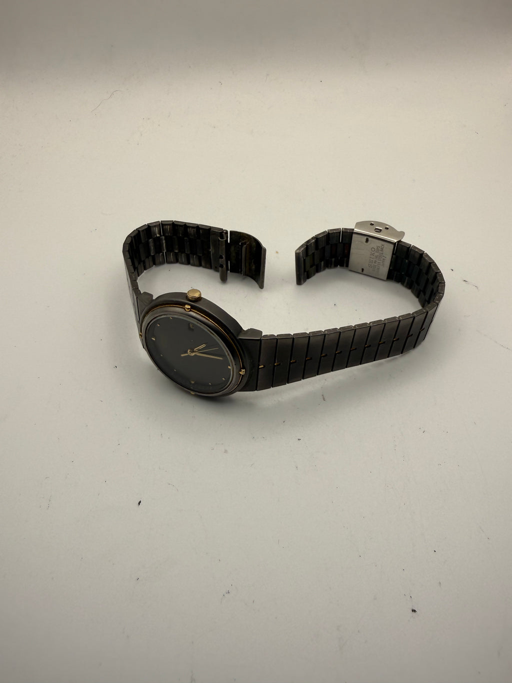 Seiko Quartz 7432-0040 Vintage Black & Gold Patina Watch- £35.00