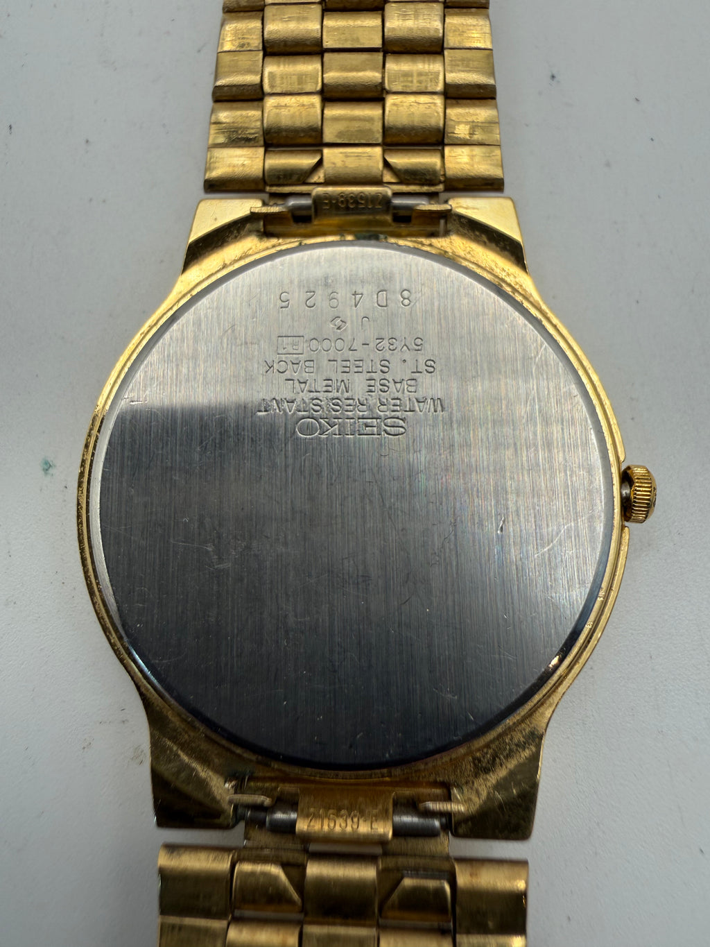 Seiko Quartz Gold Tone Black Dial 5Y32-7000 – Classic Dress Watch- £50.00