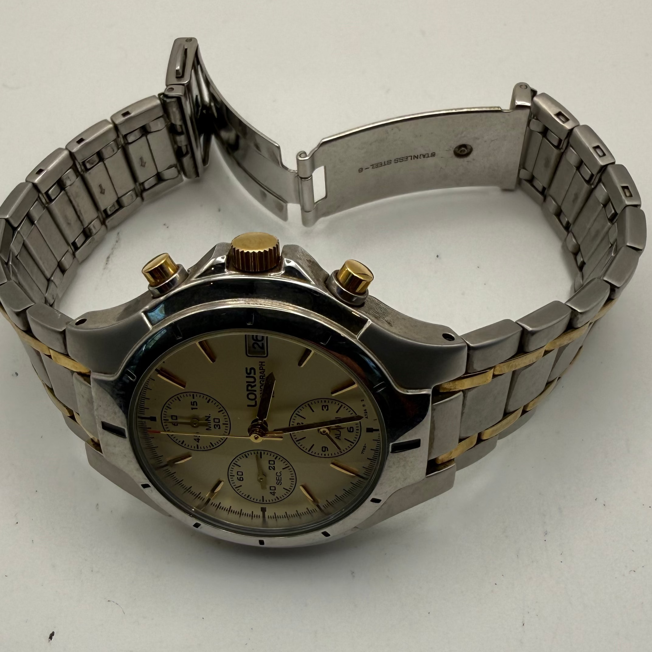 Lorus Two-Tone Chronograph Alarm Watch – Cream Dial- £40.00