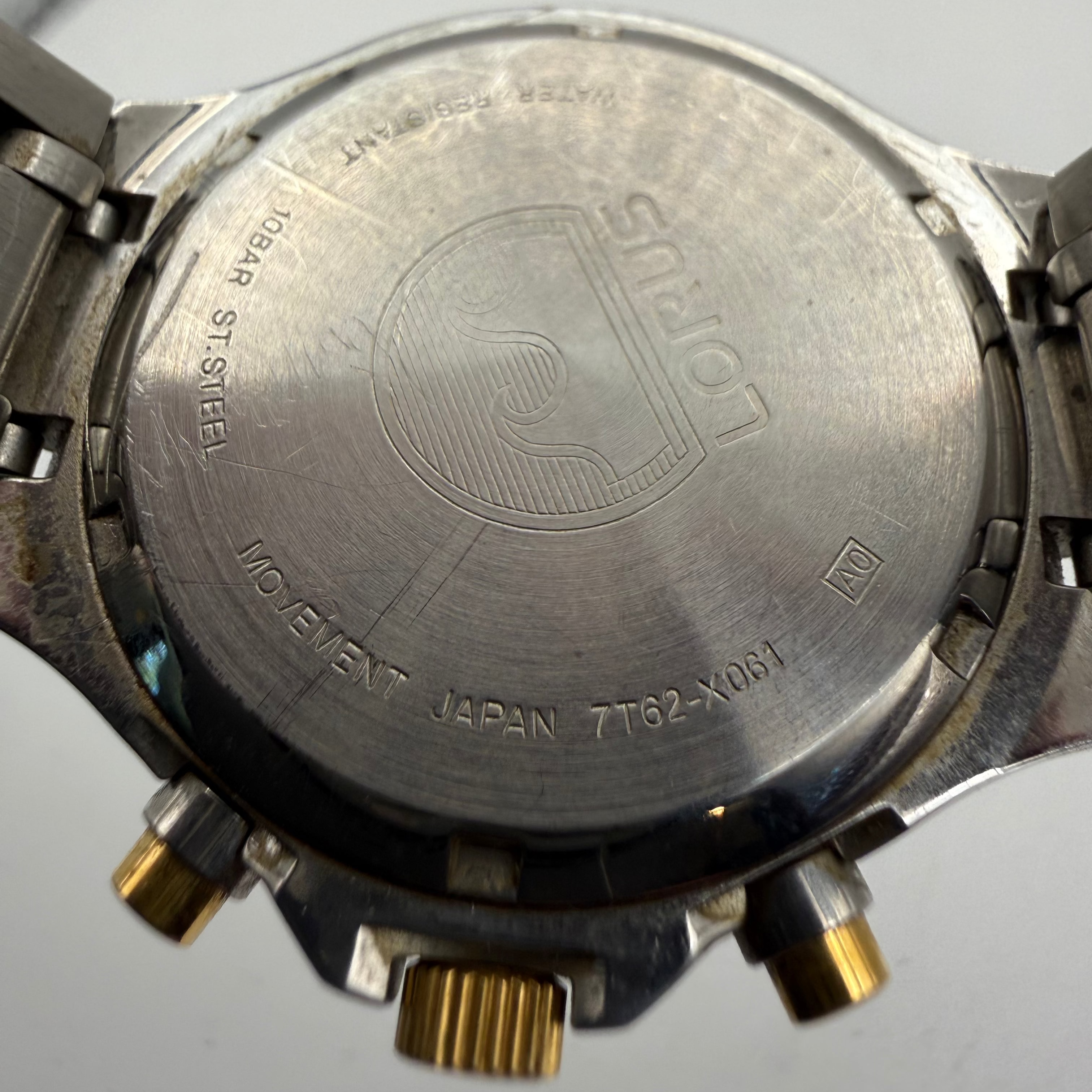 Lorus Two-Tone Chronograph Alarm Watch – Cream Dial- £40.00