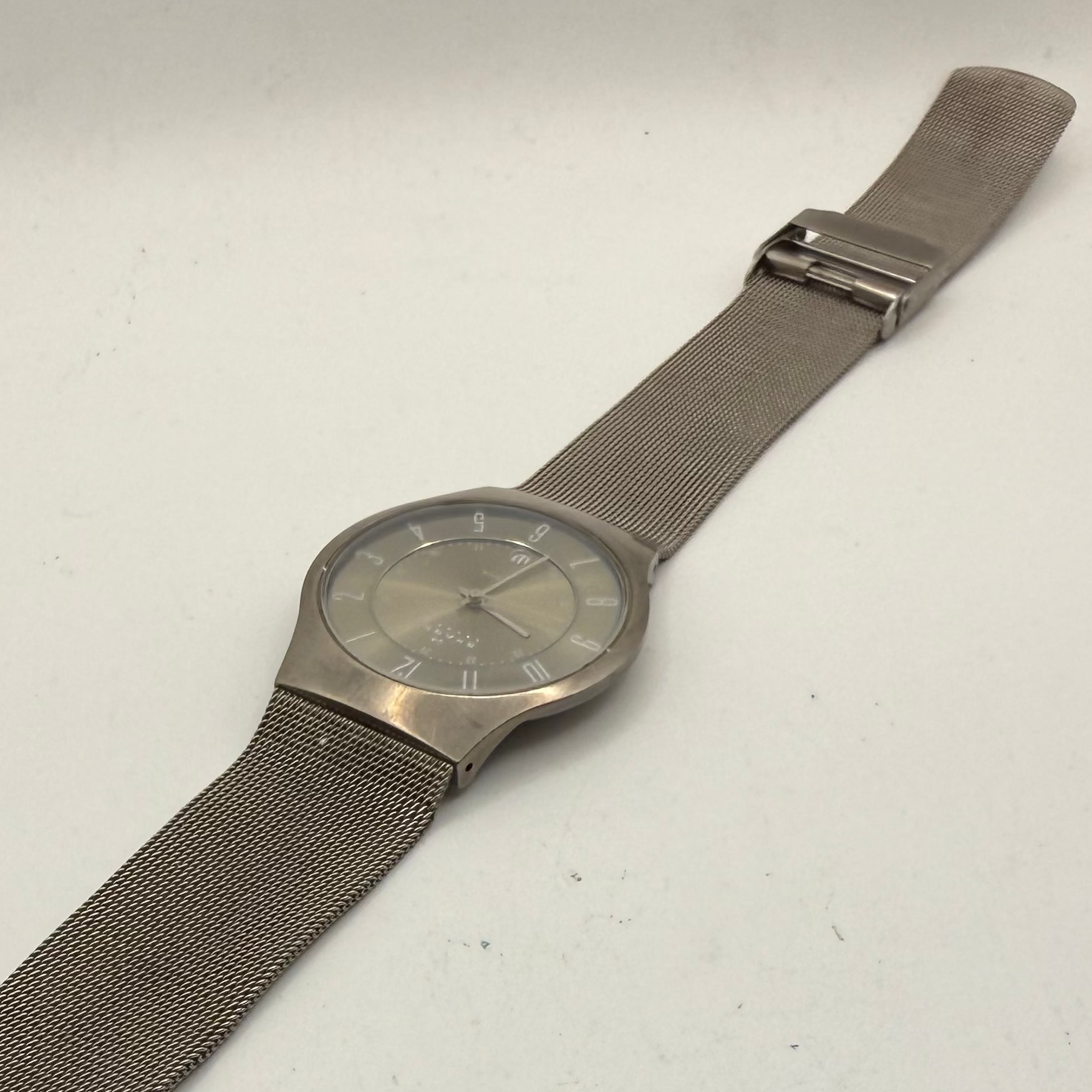 Skagen Denmark 233XLTTN Titanium Mesh Bracelet Watch – Pre-Loved- £40.00