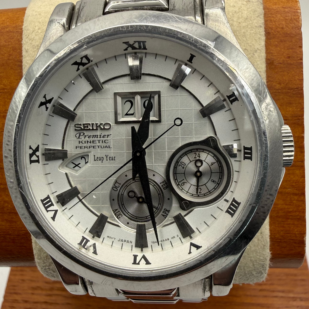 Seiko Premier Kinetic Perpetual Calendar 7D48-0AA0 Men's Watch- £200.00