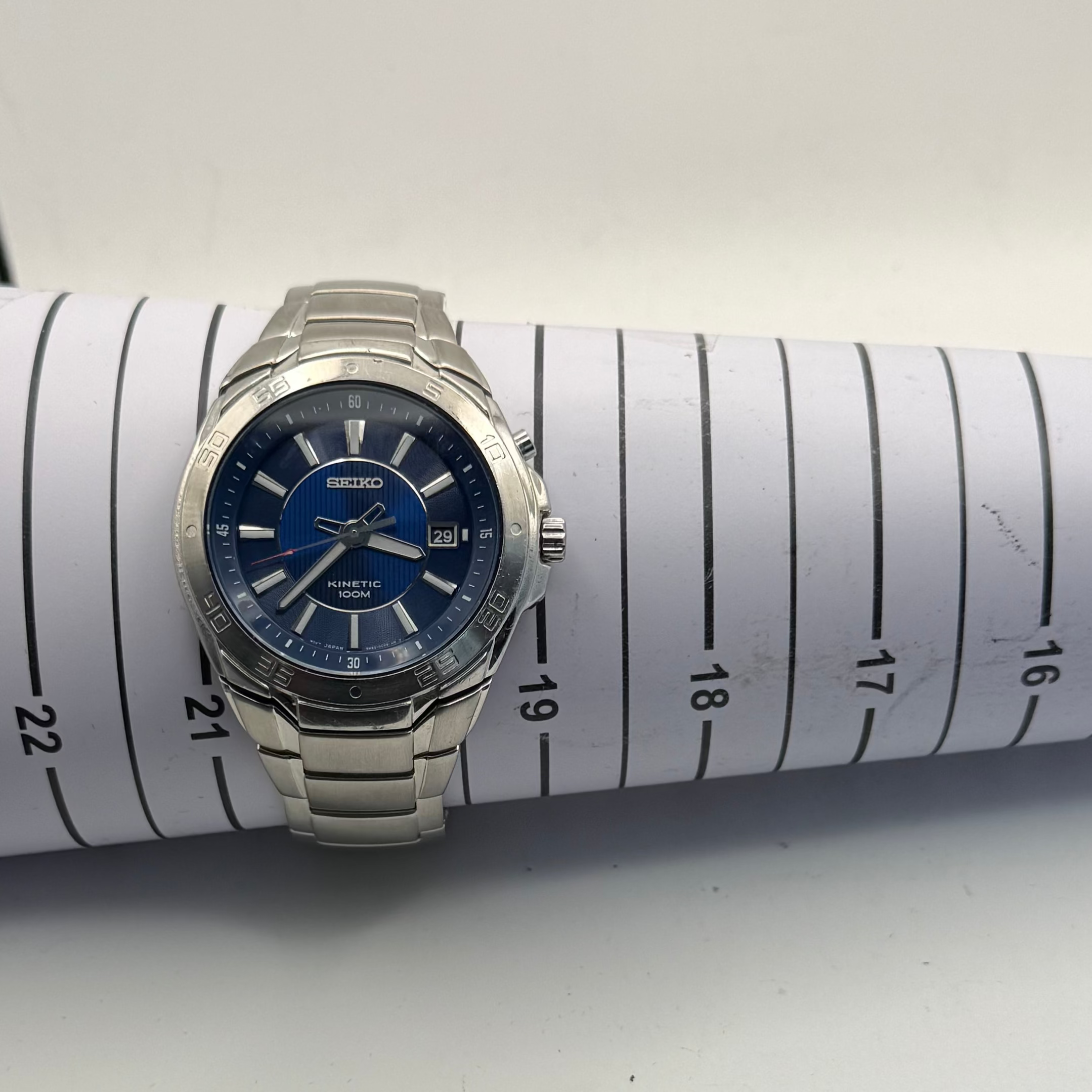 Seiko Kinetic 100M Blue Dial – 5M62-0CC0 | September 2019 | Fully Refurbished | Pre-Loved- £180.00