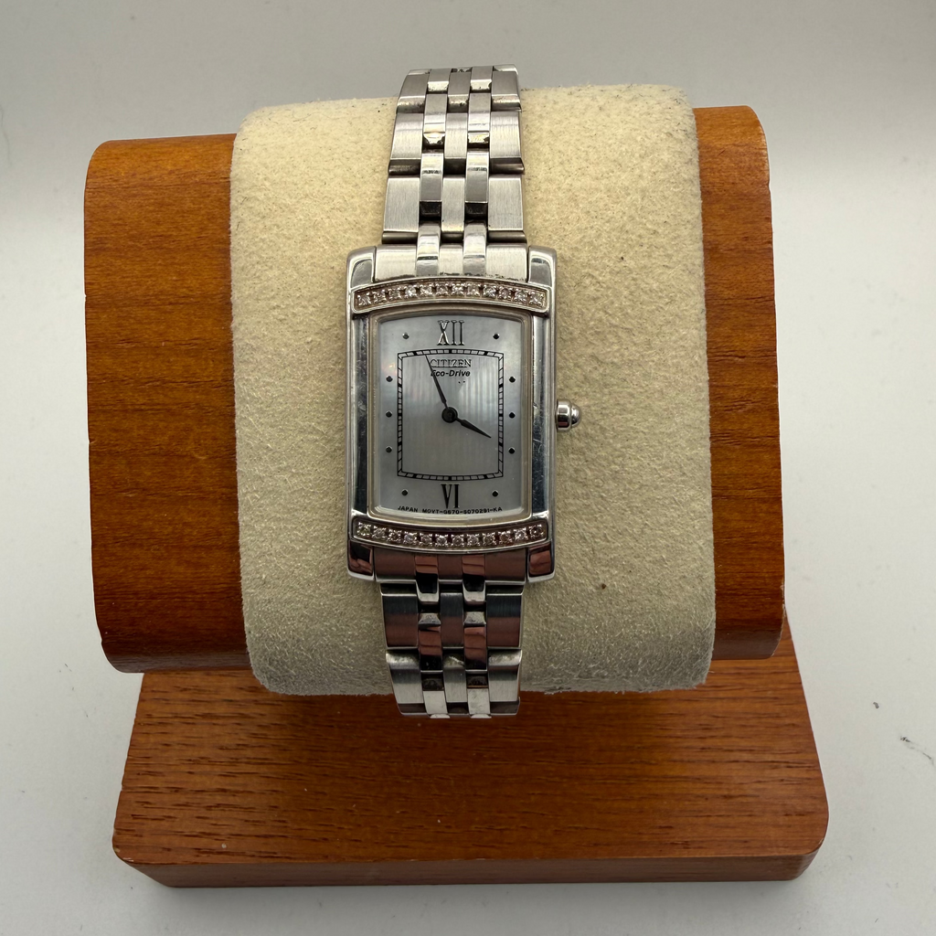 Citizen Eco-Drive Ladies Rectangular Diamond Accent Watch G670 (Fully Tested and Working)- £40.00